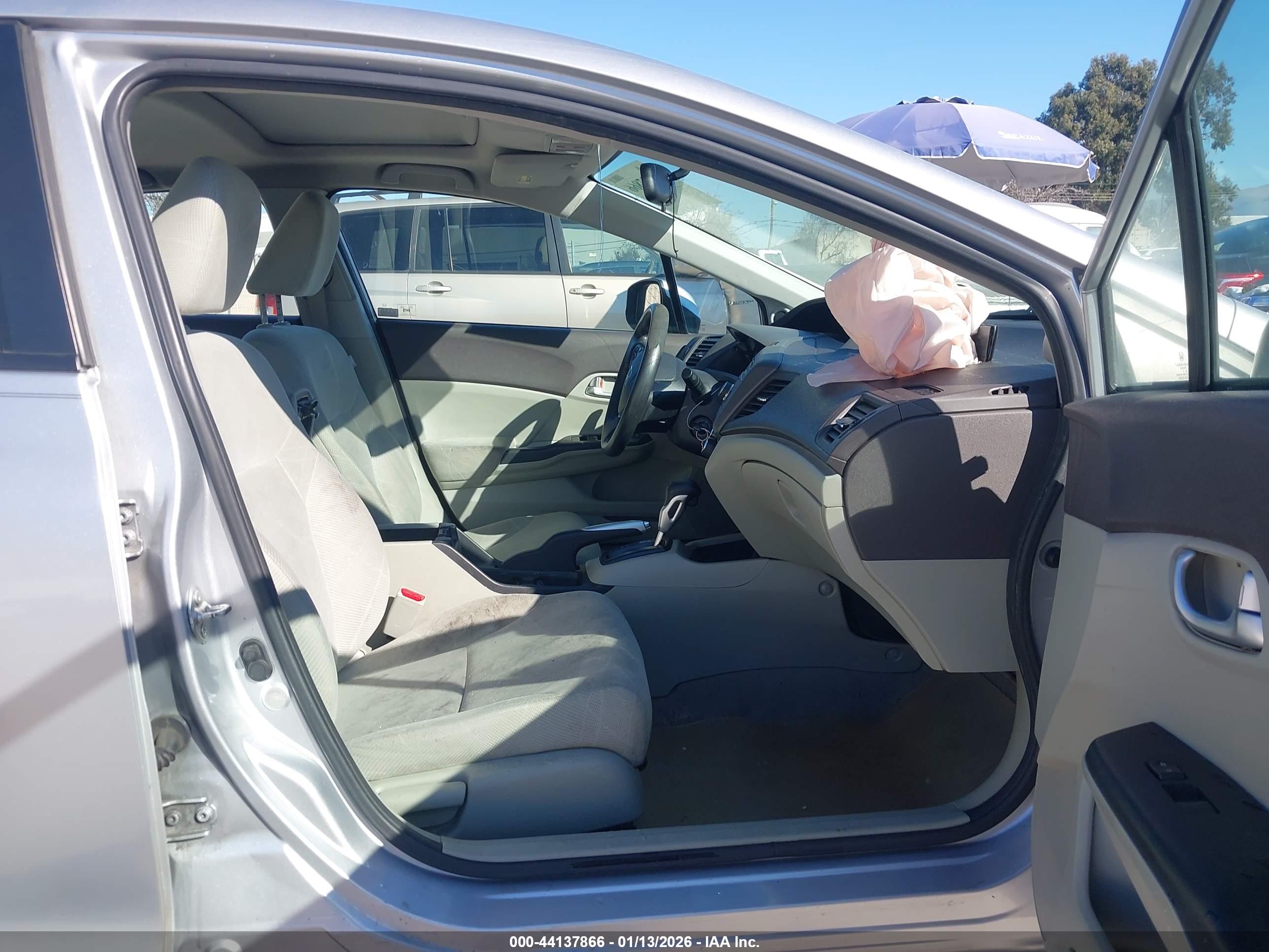 HONDA CIVIC image 5