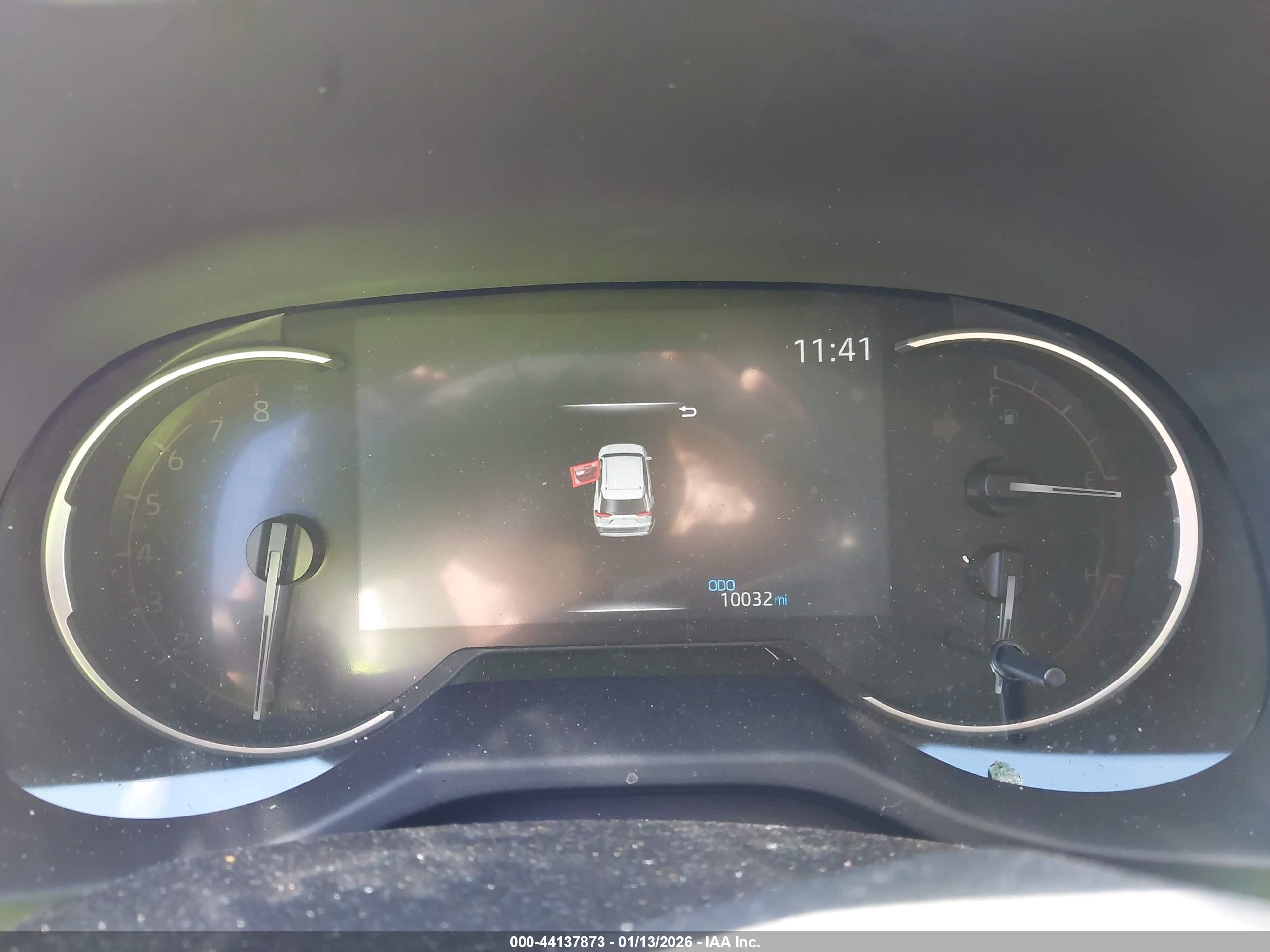 TOYOTA RAV4 image 7