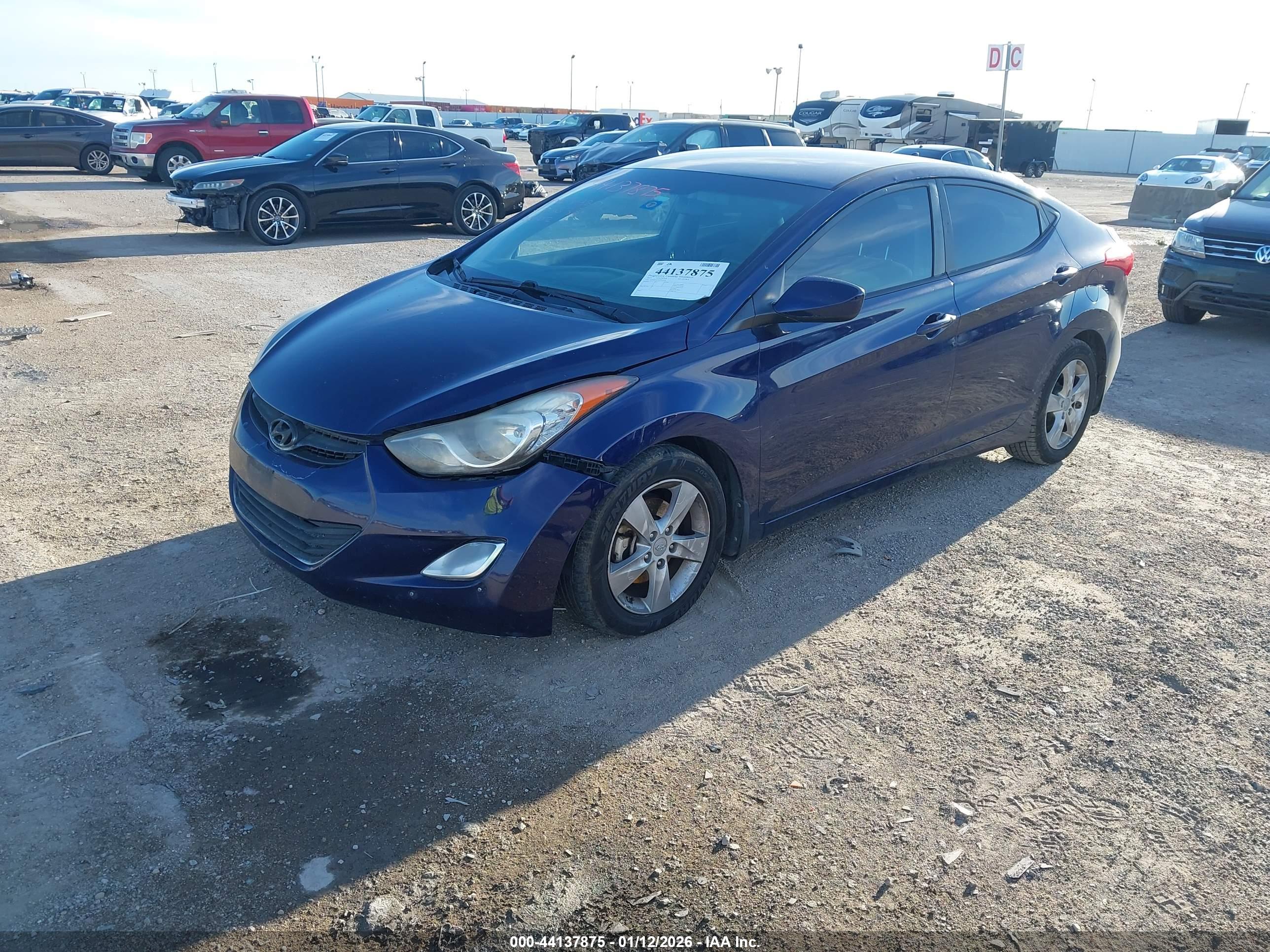 HYUNDAI ELANTRA image 2