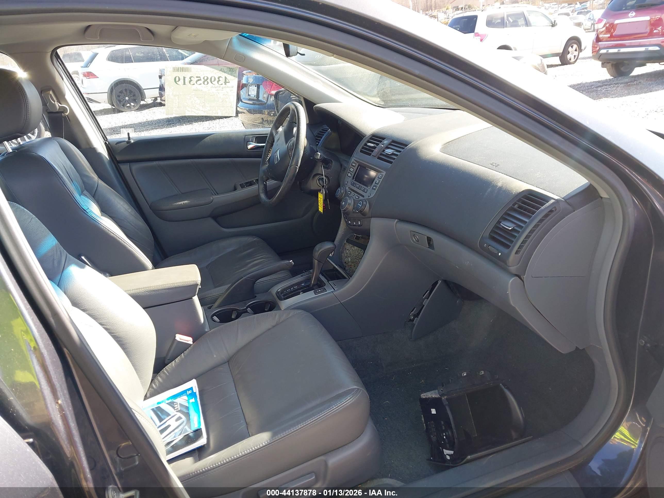 HONDA ACCORD image 5