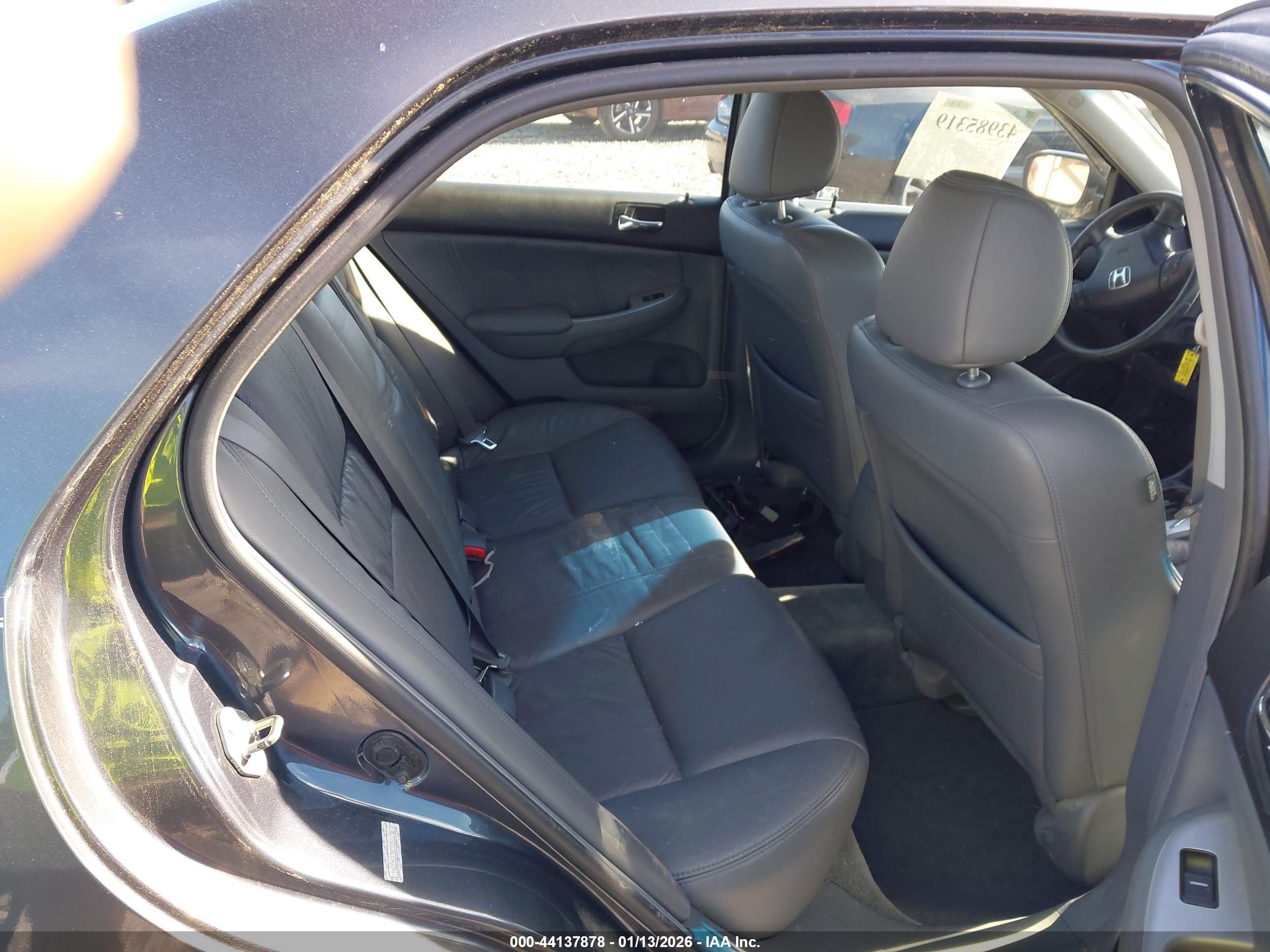 HONDA ACCORD image 8