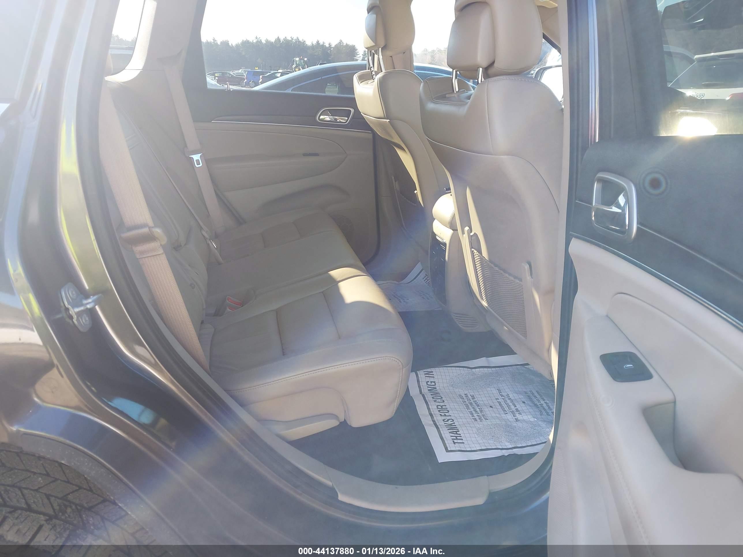 JEEP GRAND image 8