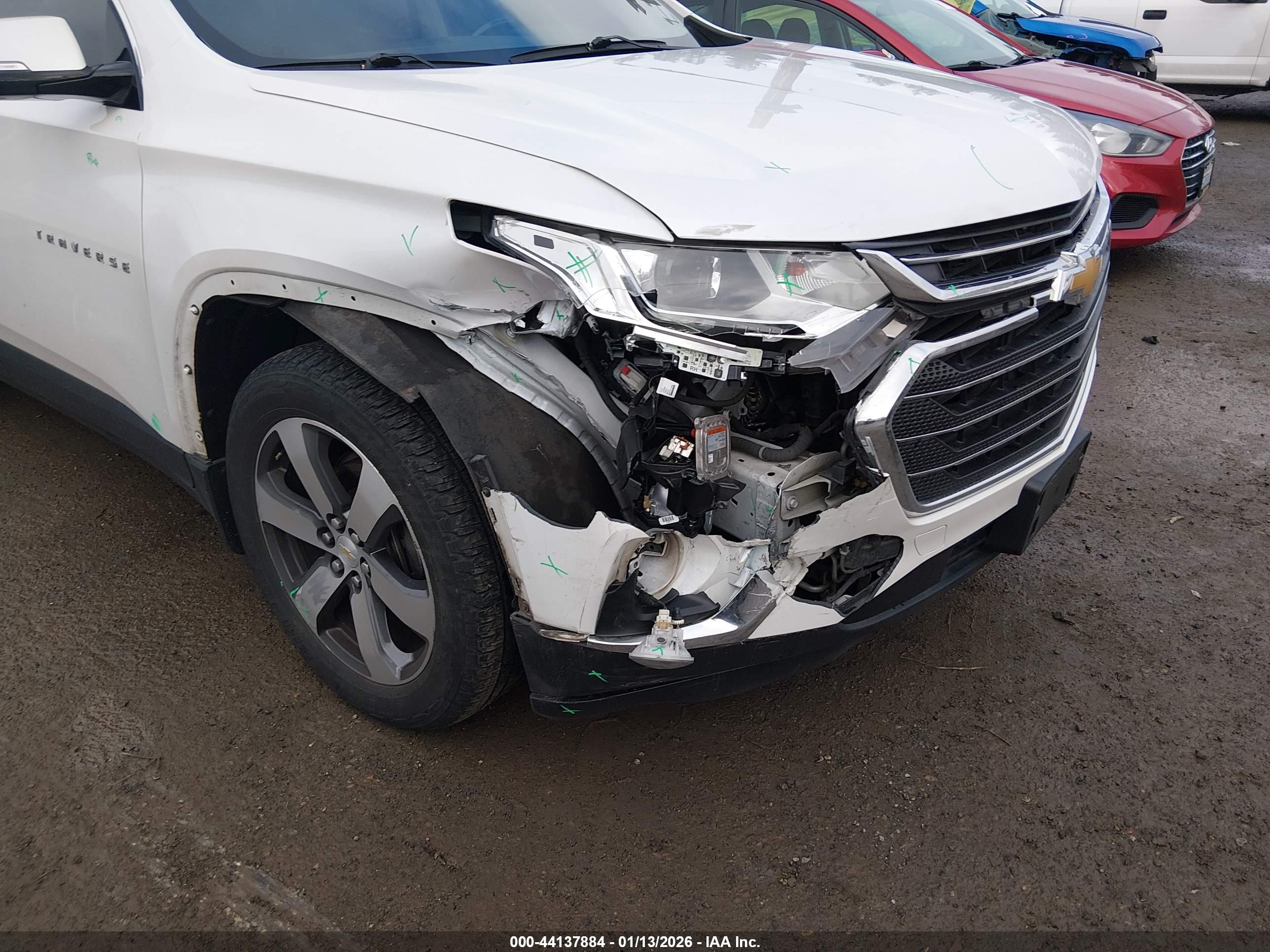 CHEVROLET TRAVERSE image 6