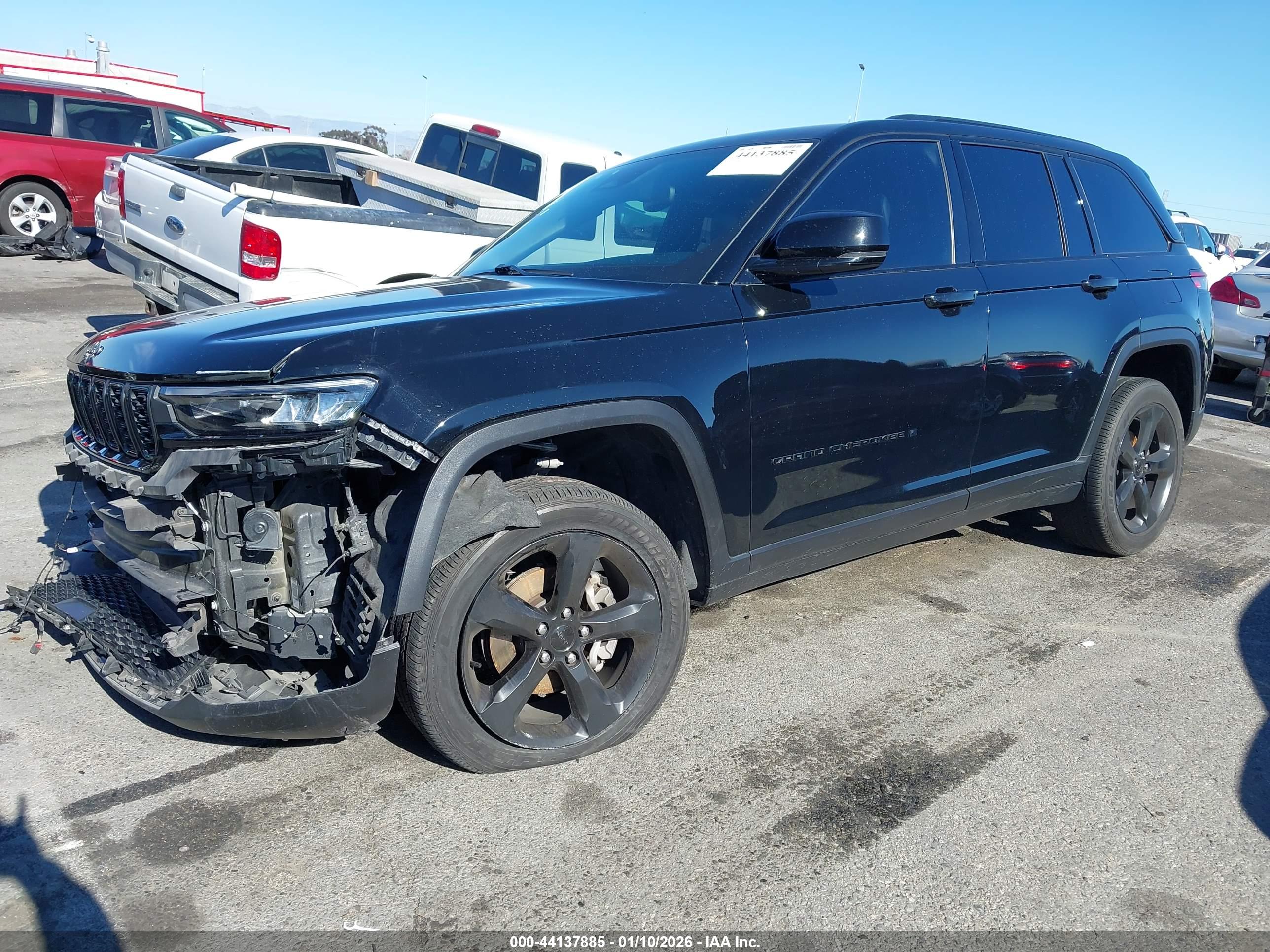 JEEP GRAND image 2