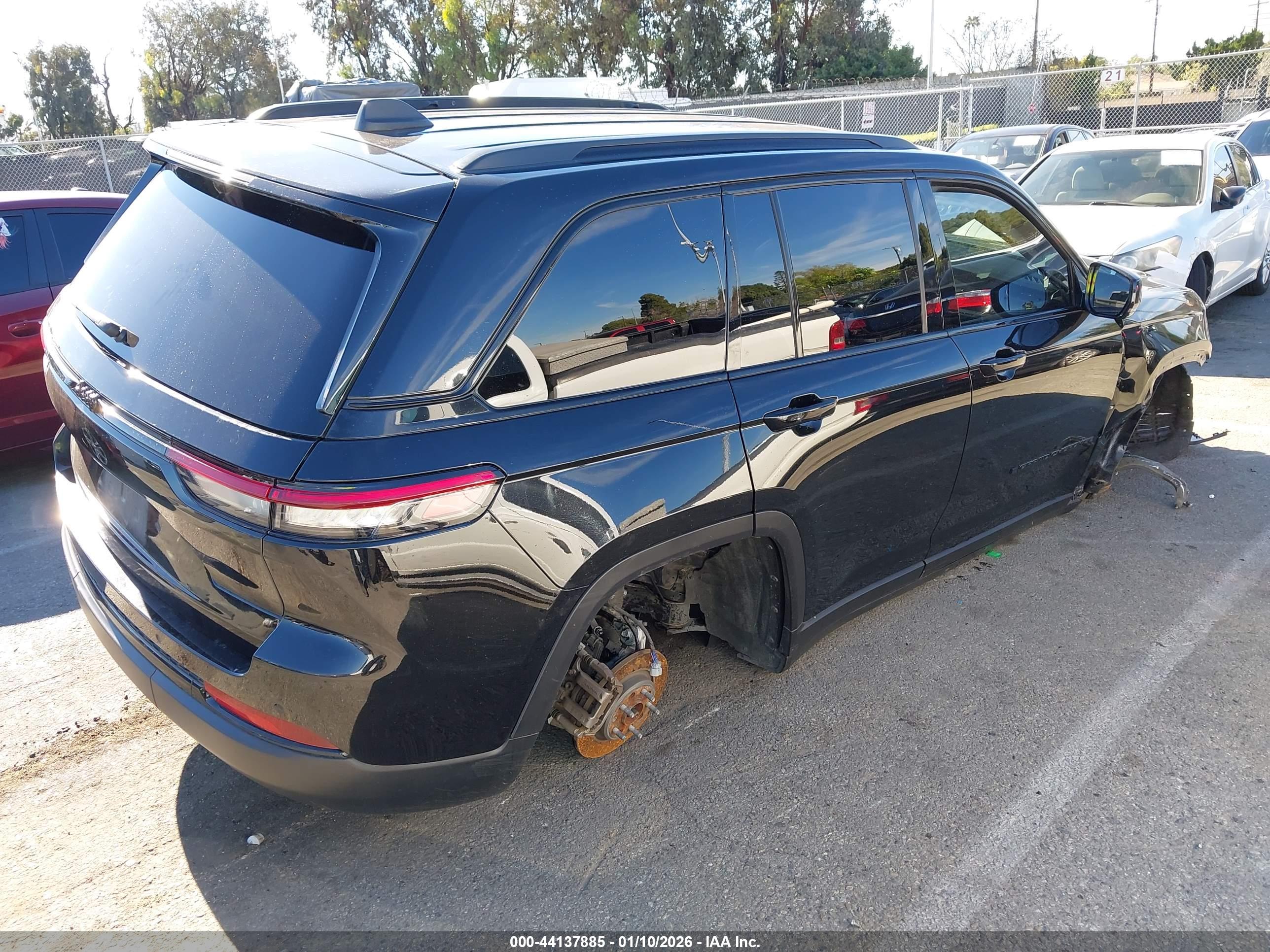 JEEP GRAND image 4