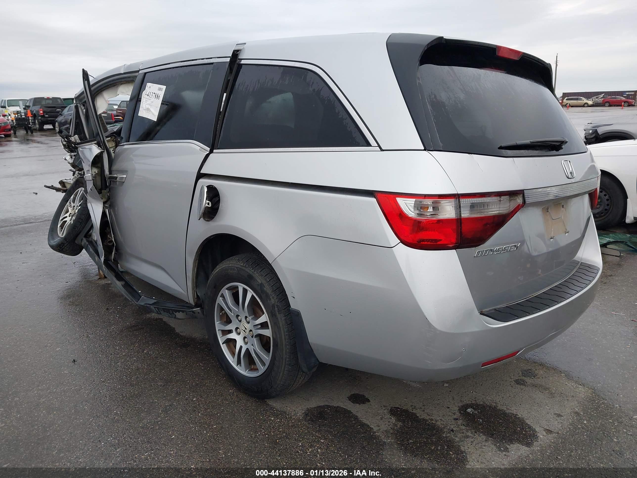 HONDA ODYSSEY image 3