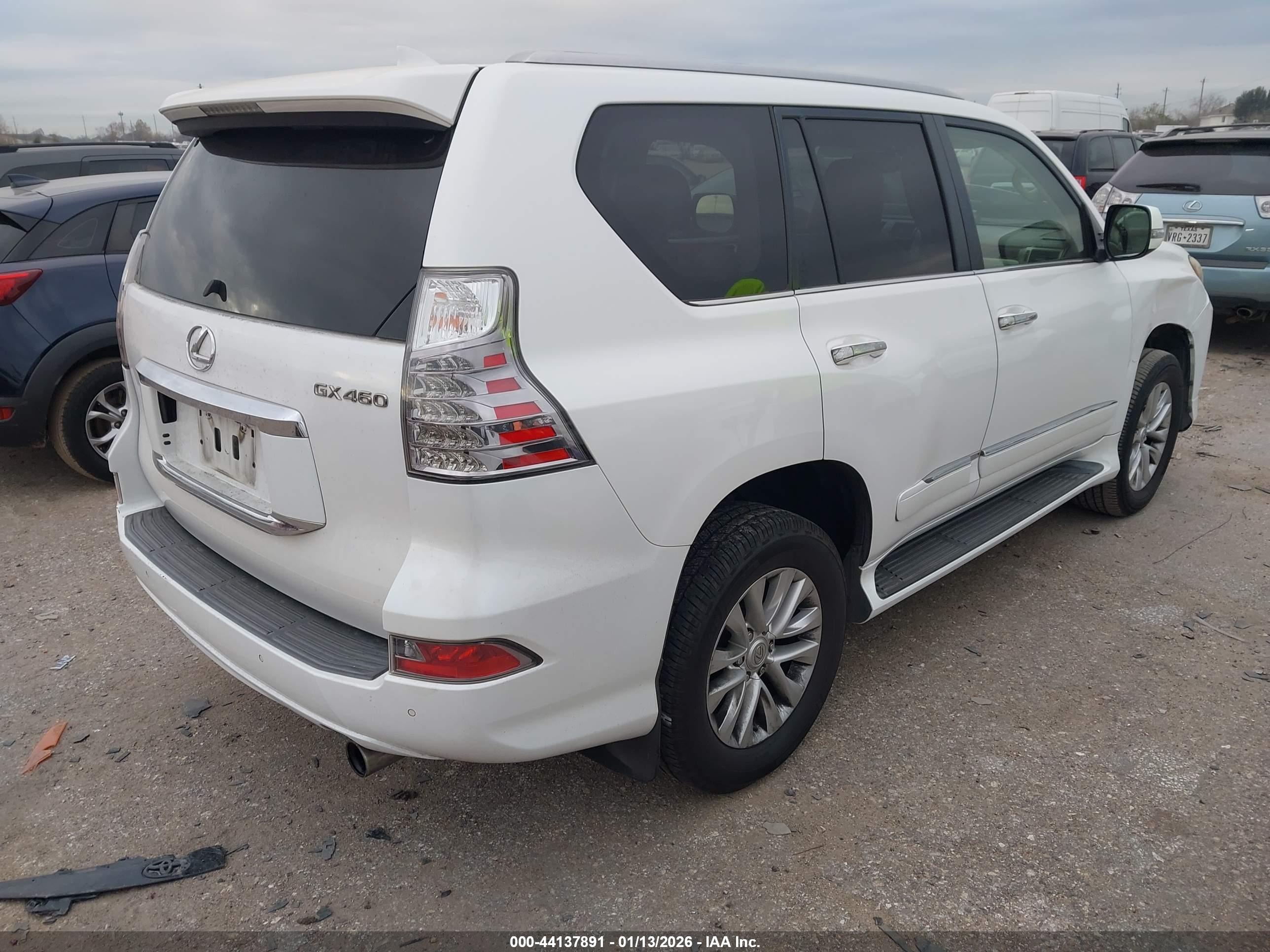 LEXUS GX image 4