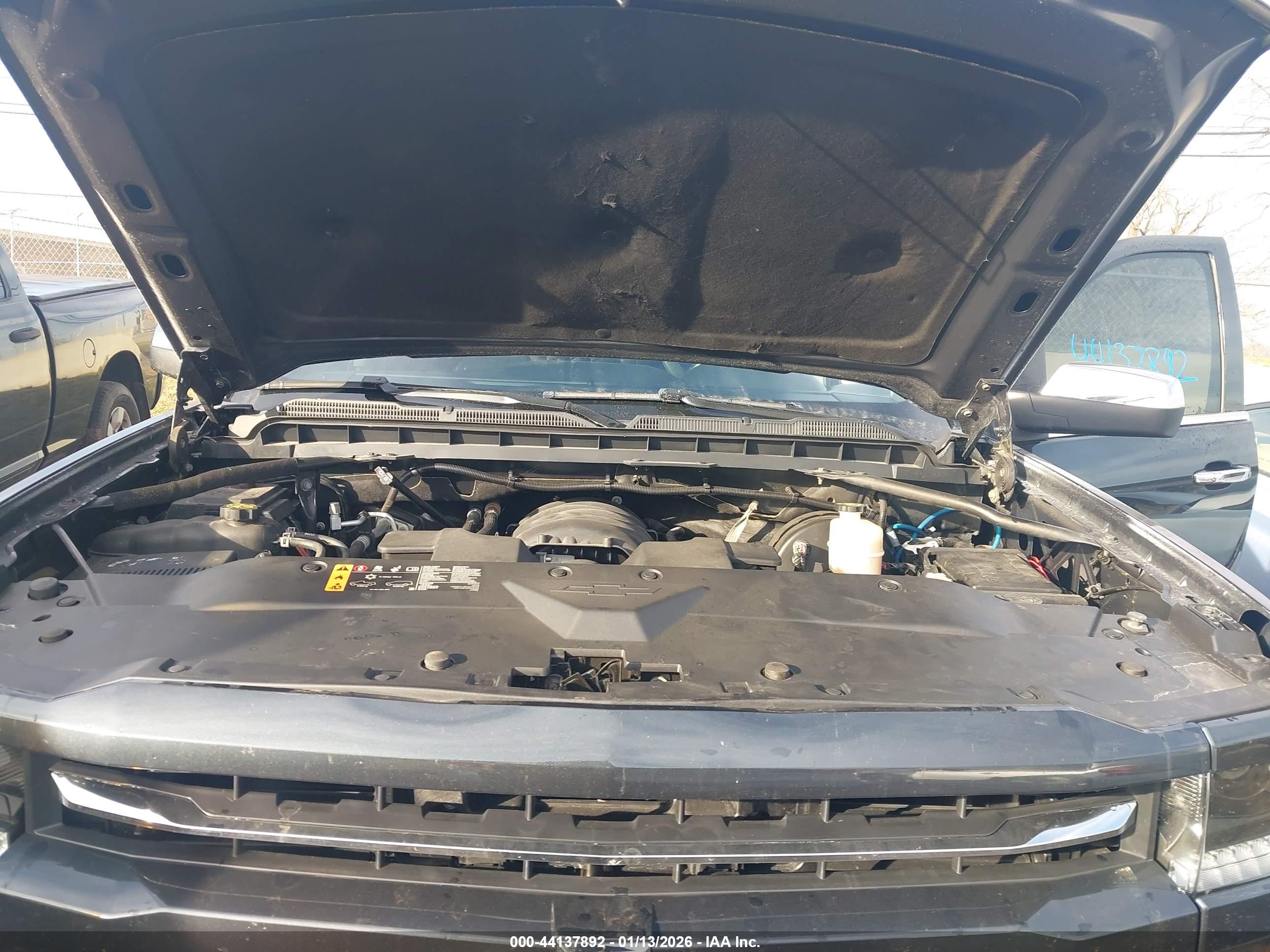 CHEVROLET SILVERADO image 10