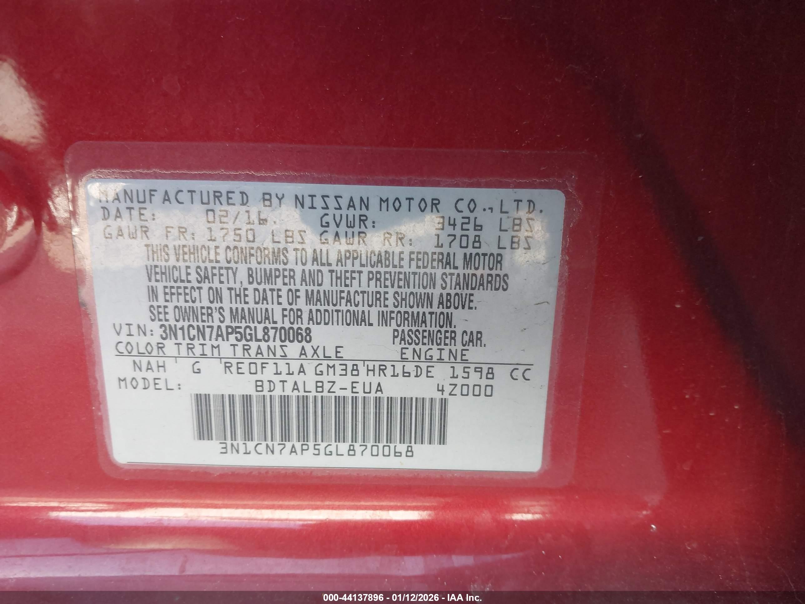 NISSAN VERSA image 9