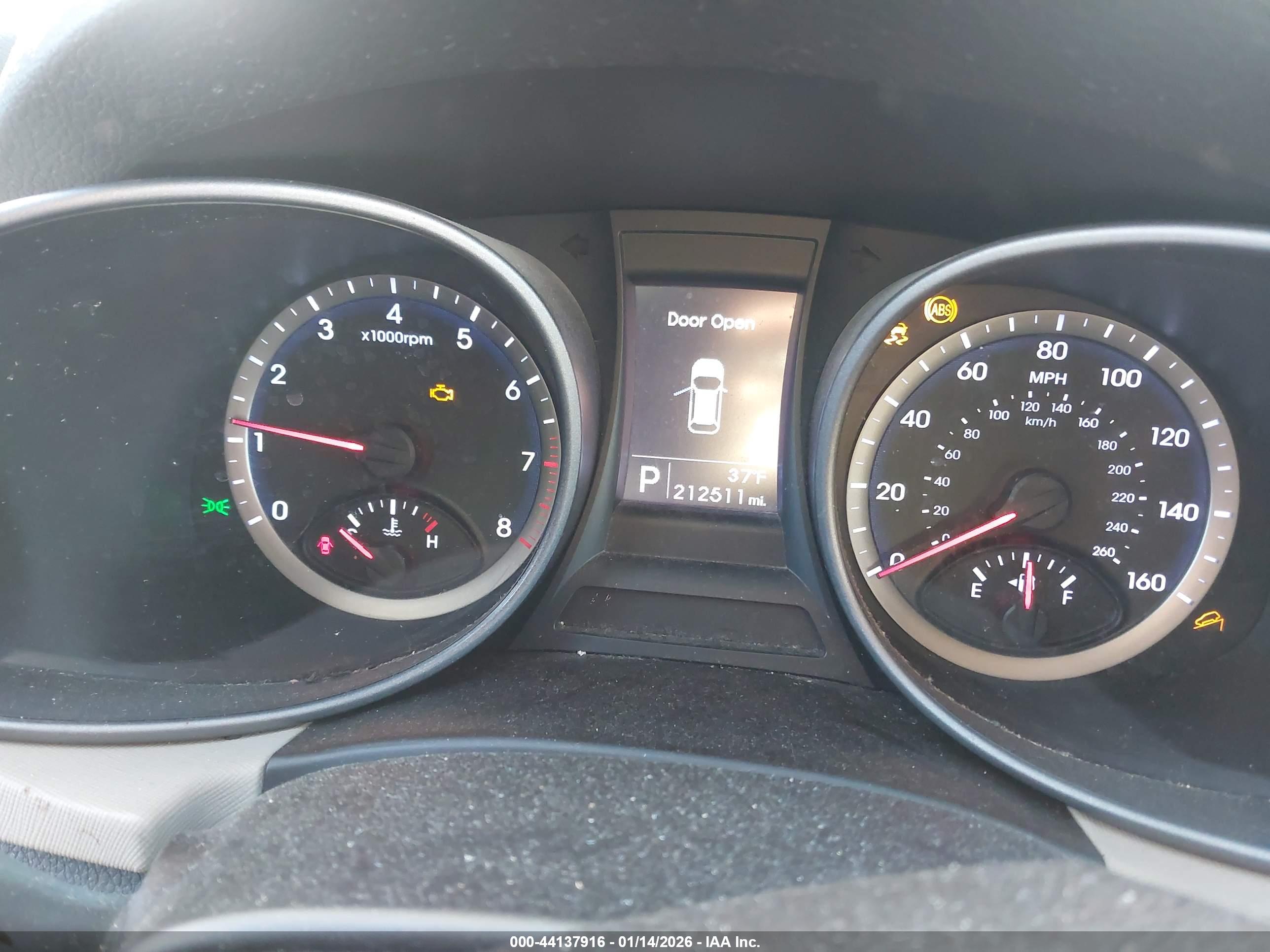 HYUNDAI SANTA image 7