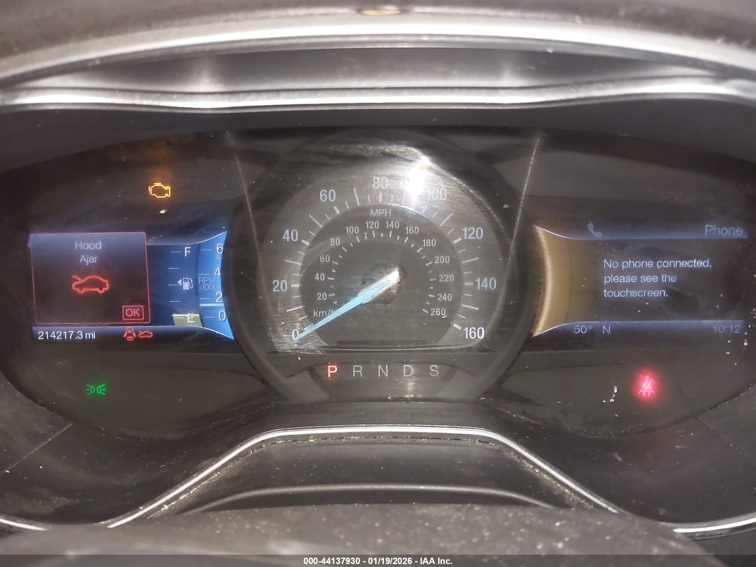 FORD FUSION image 7