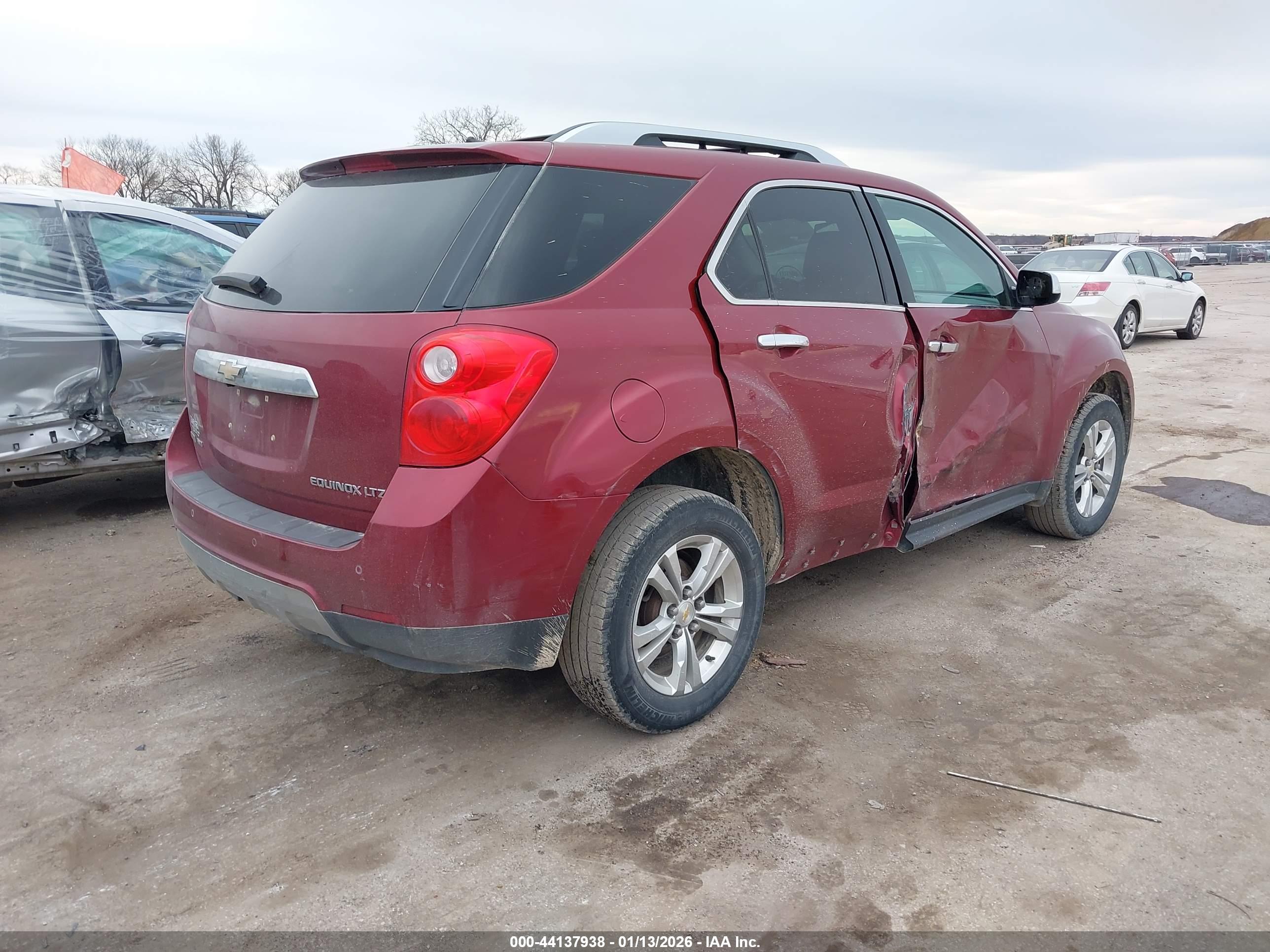 CHEVROLET EQUINOX image 4