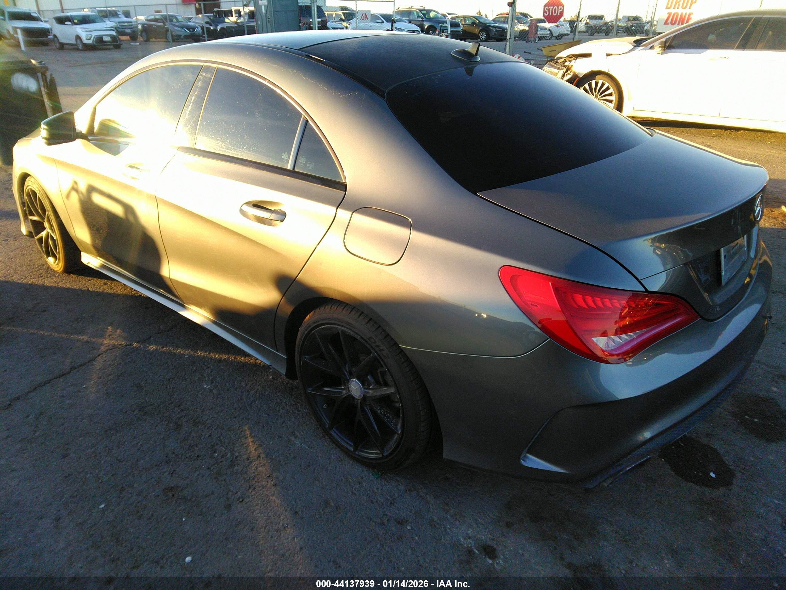MERCEDES-BENZ CLA image 3