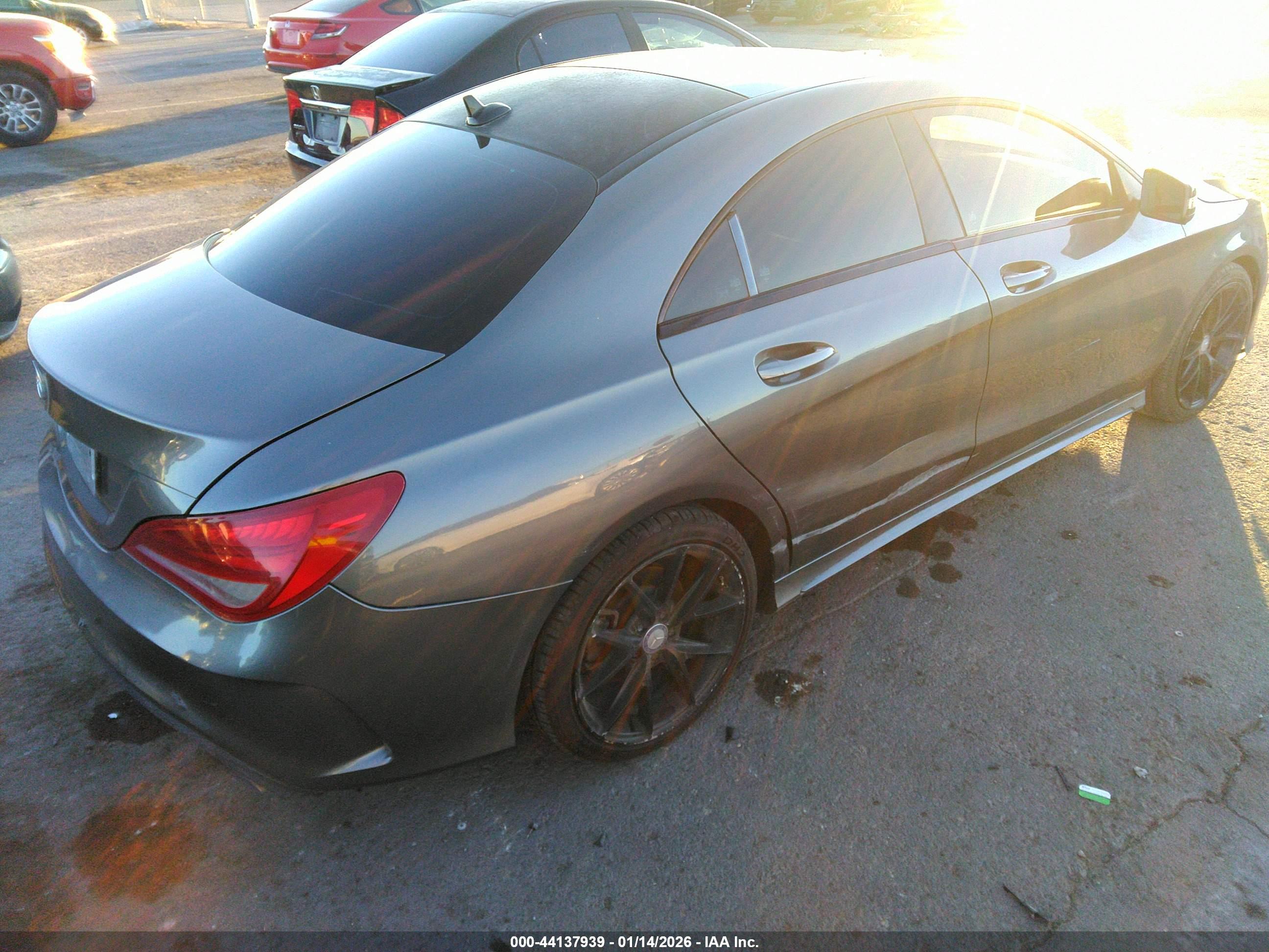 MERCEDES-BENZ CLA image 4