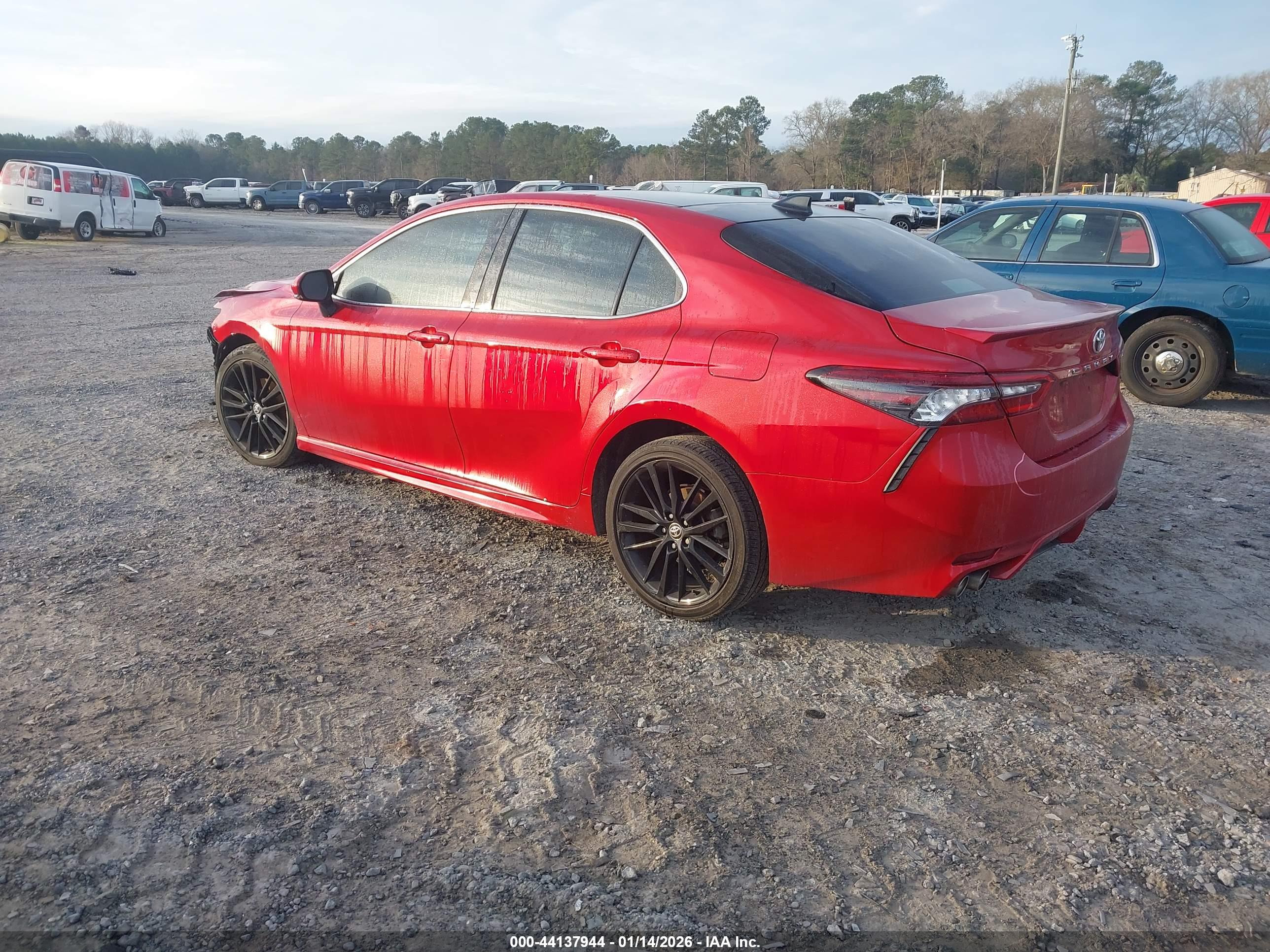 TOYOTA CAMRY image 3