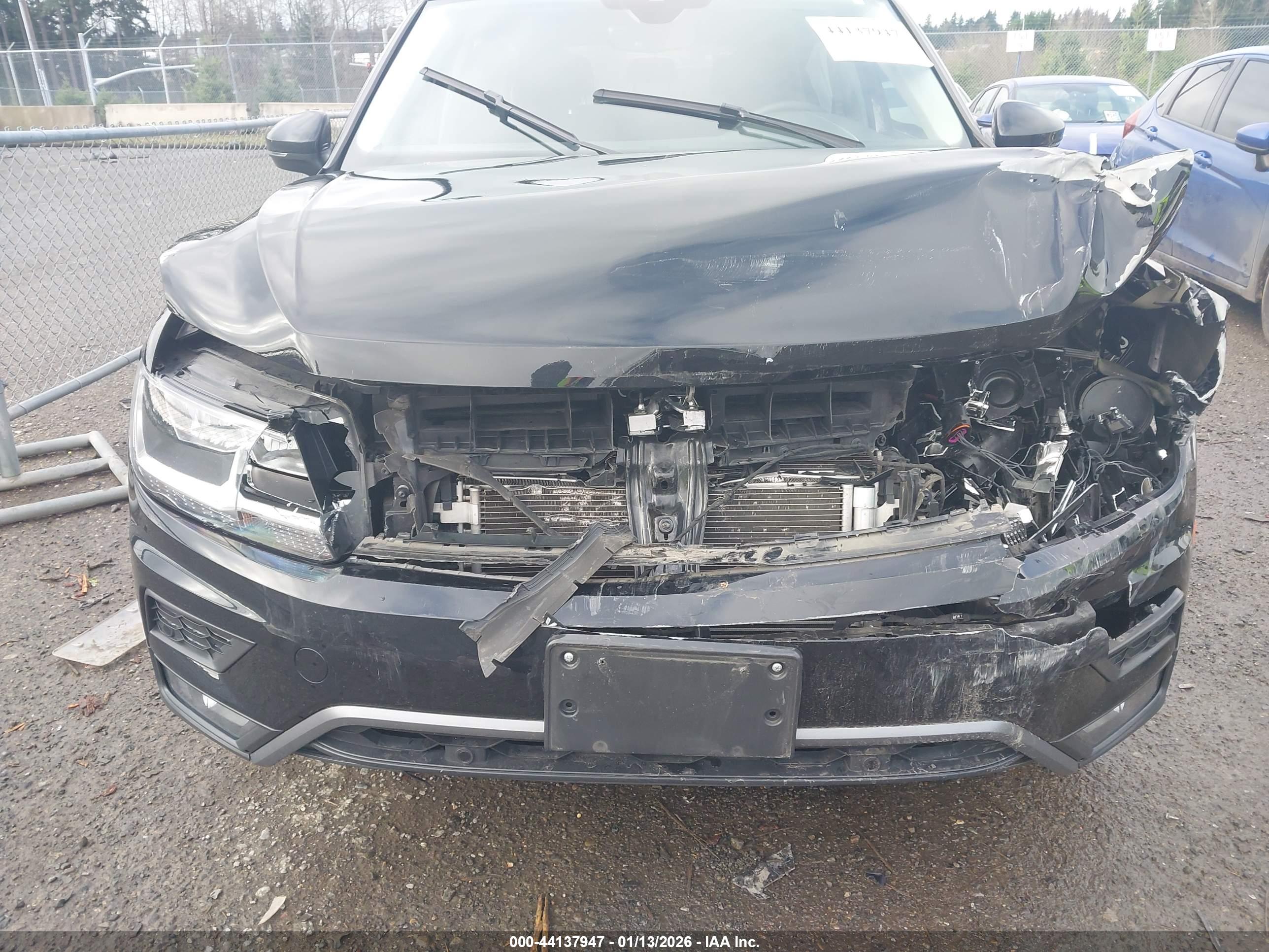 VOLKSWAGEN TIGUAN image 6