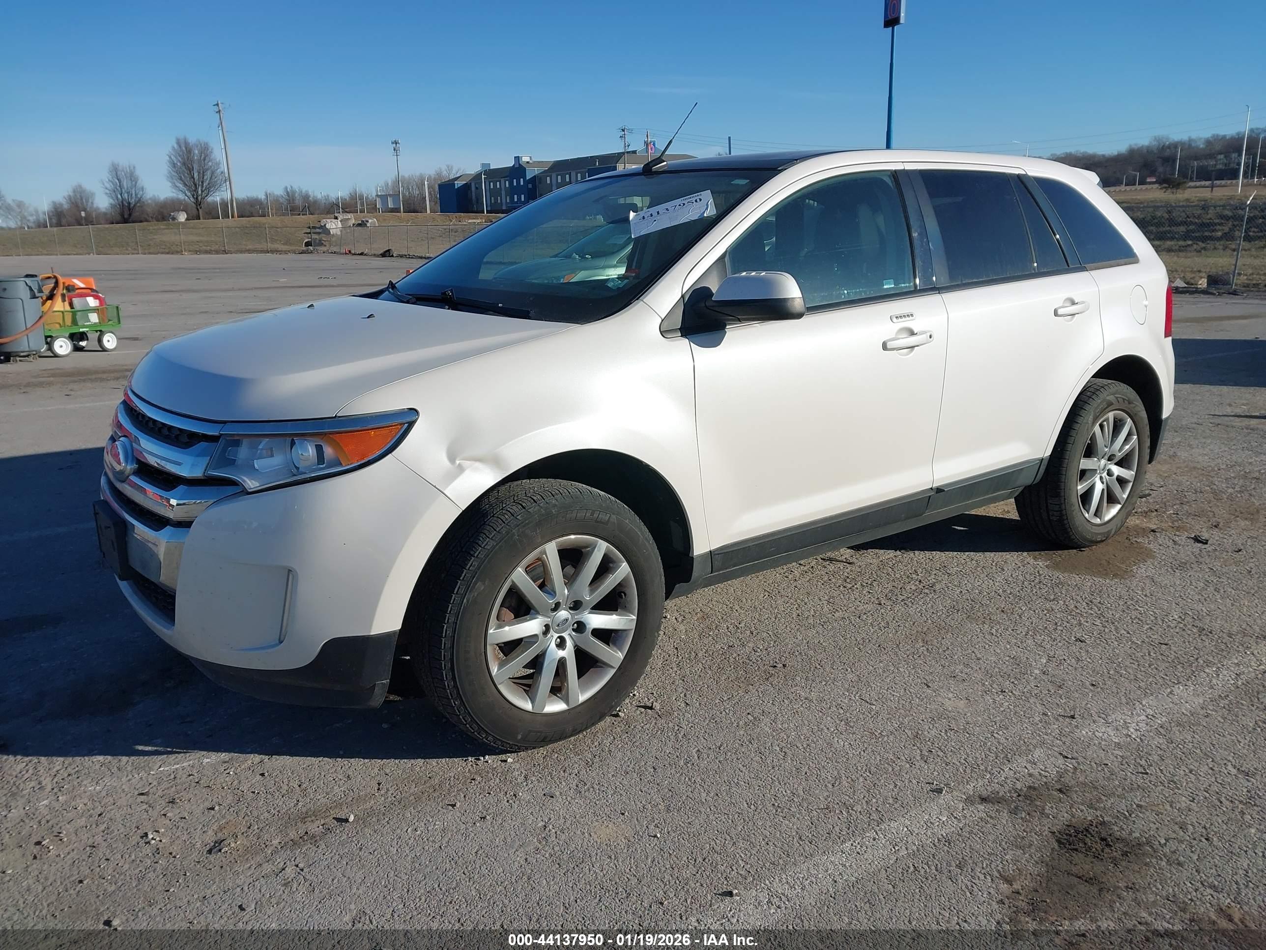 FORD EDGE image 2