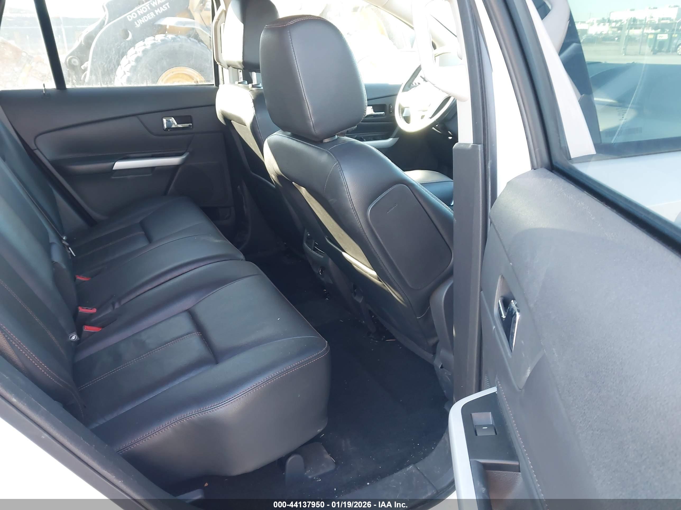 FORD EDGE image 8
