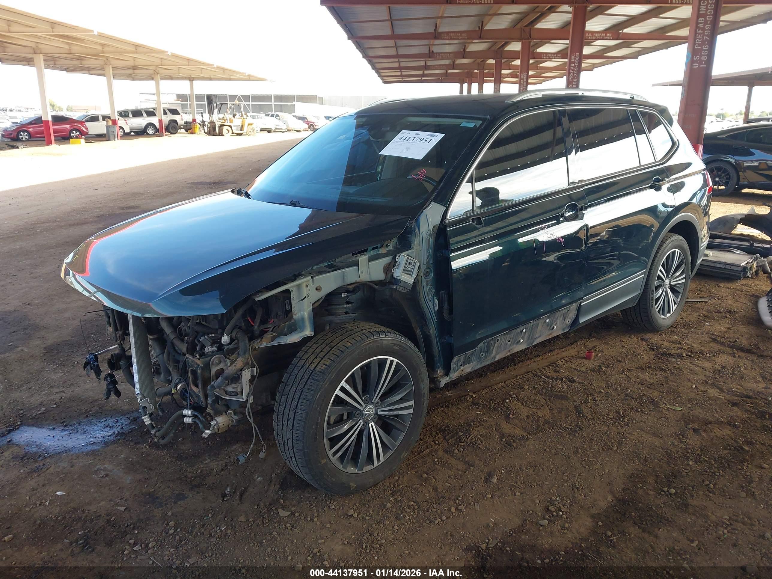 VOLKSWAGEN TIGUAN image 2