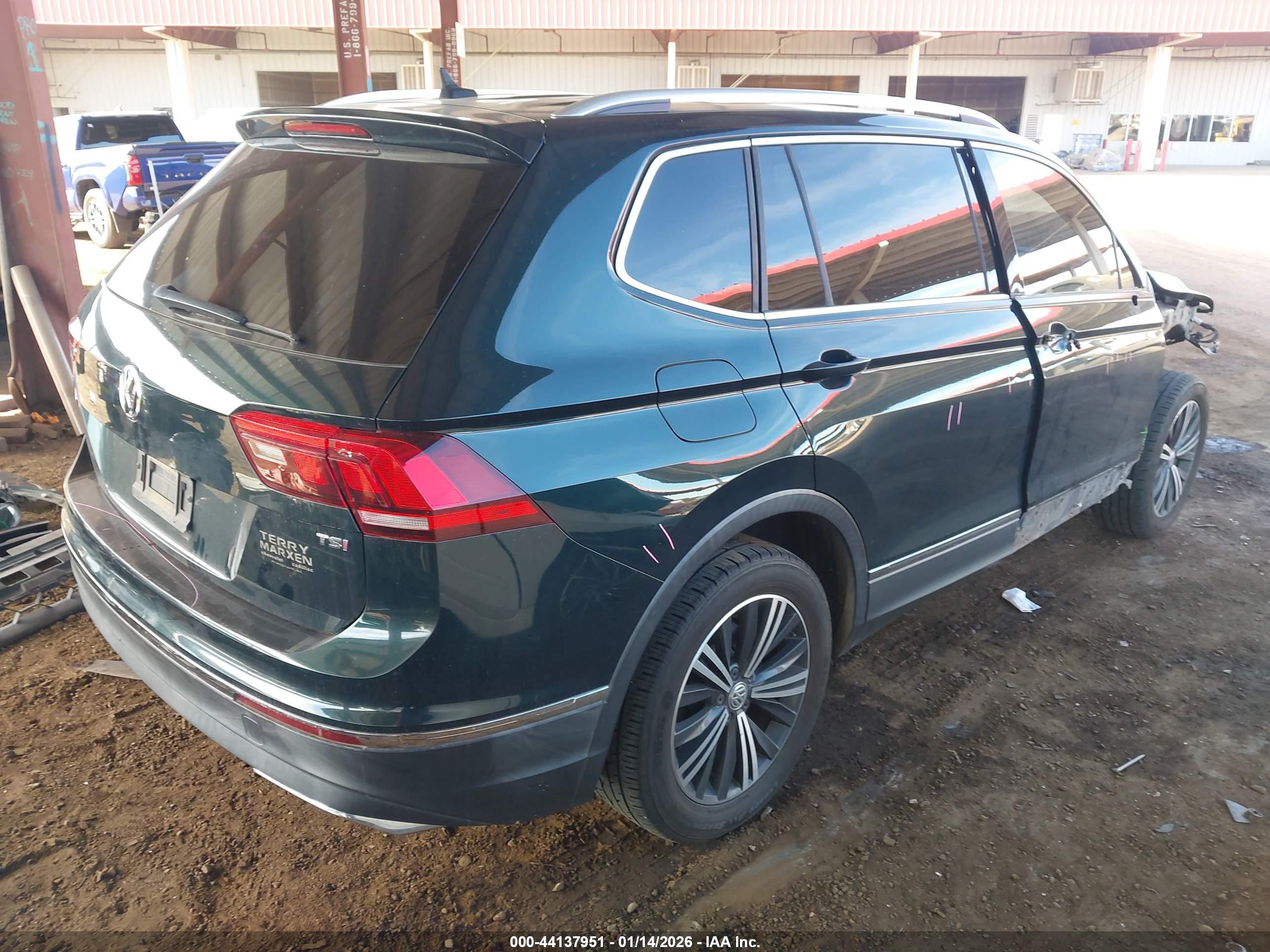VOLKSWAGEN TIGUAN image 4