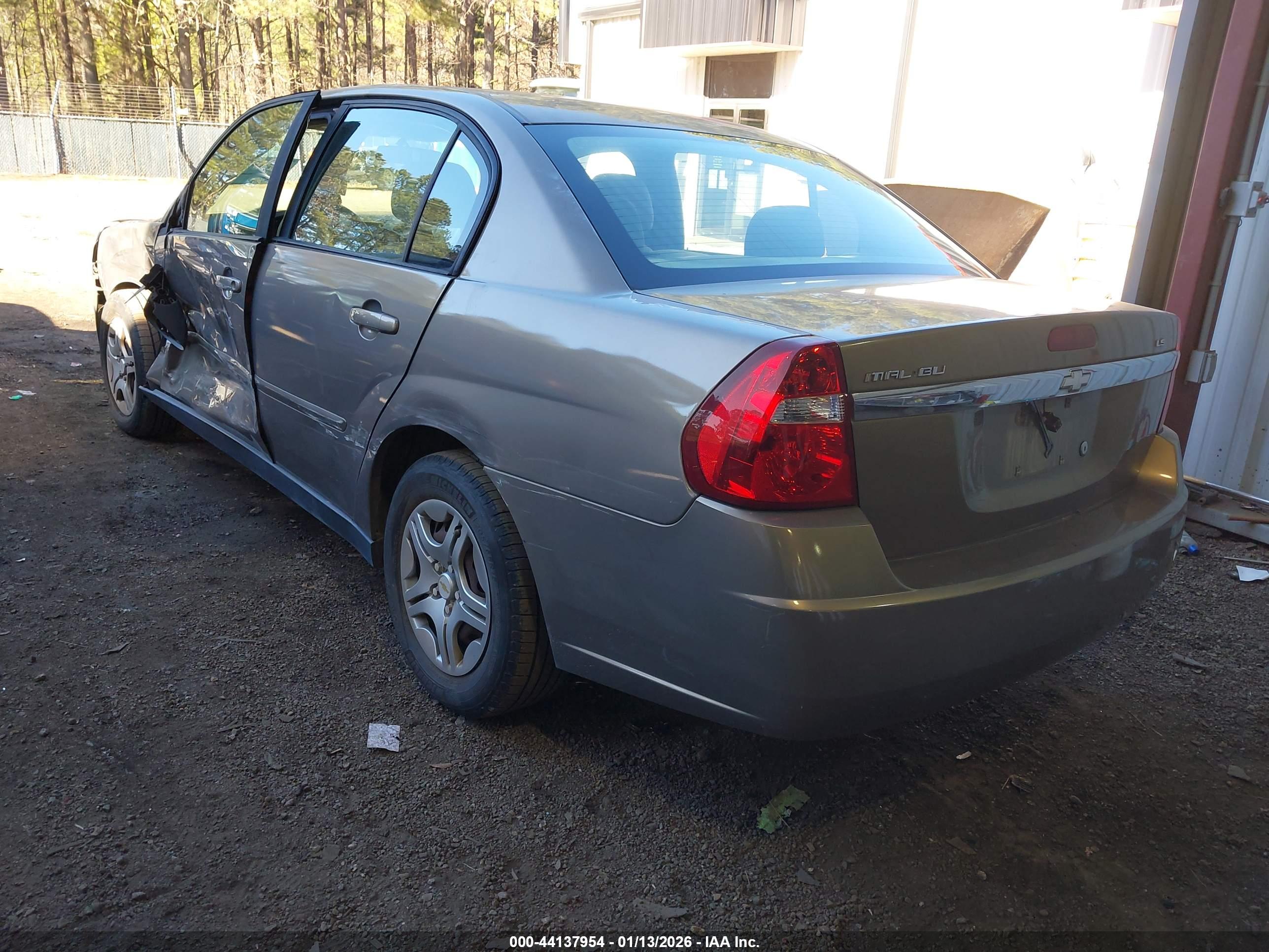 CHEVROLET MALIBU image 3