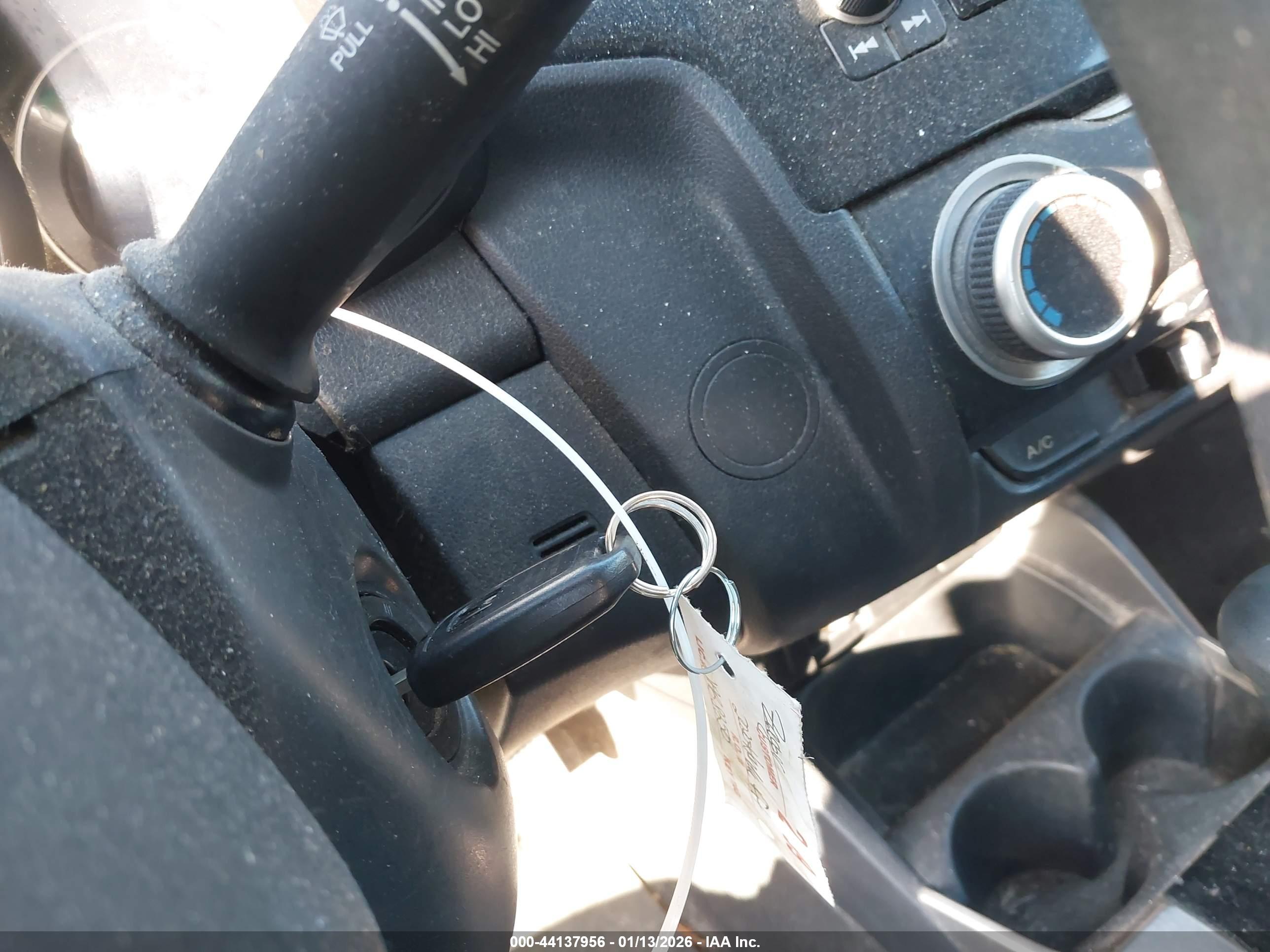 HONDA FIT image 11