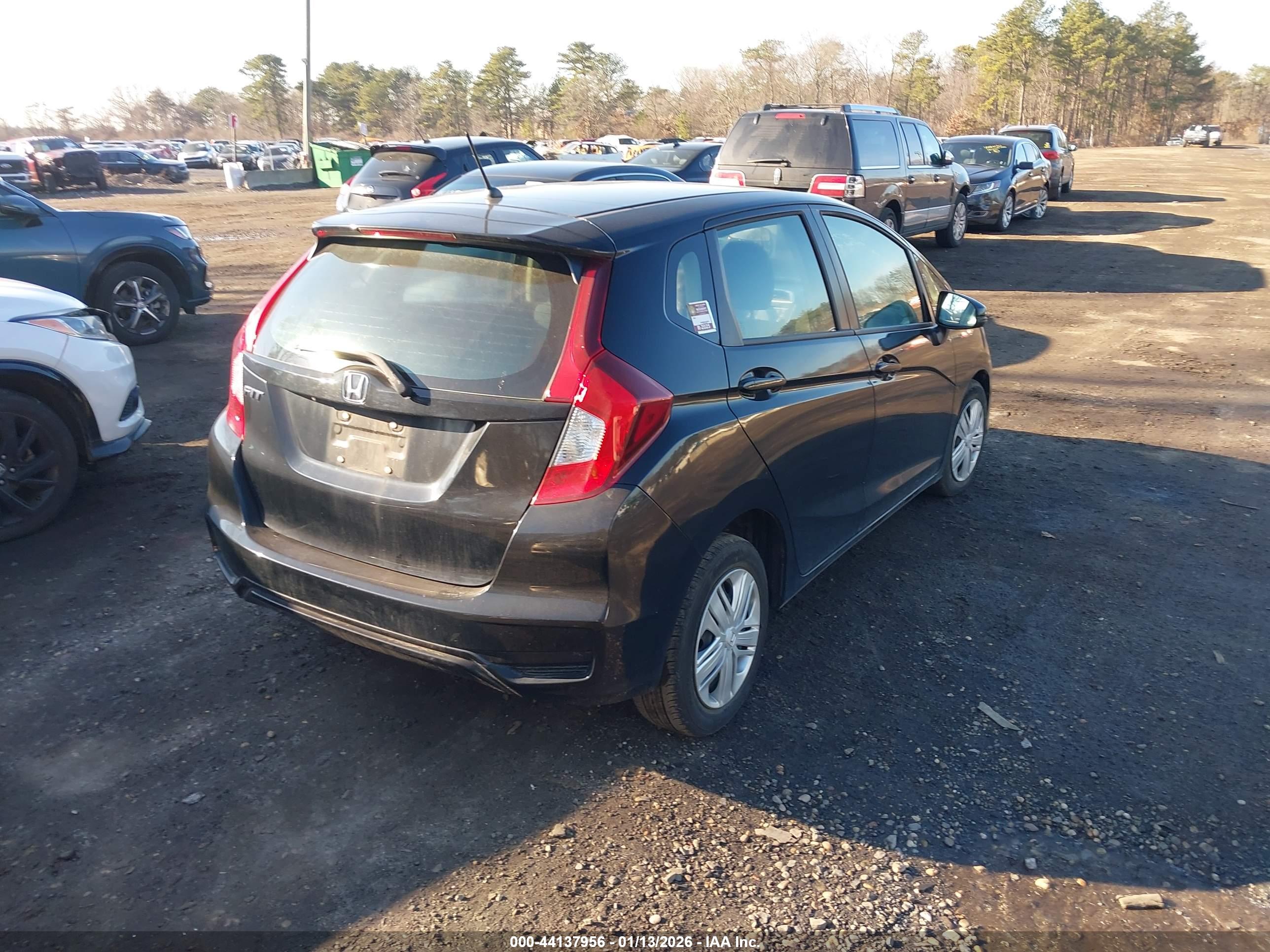 HONDA FIT image 4