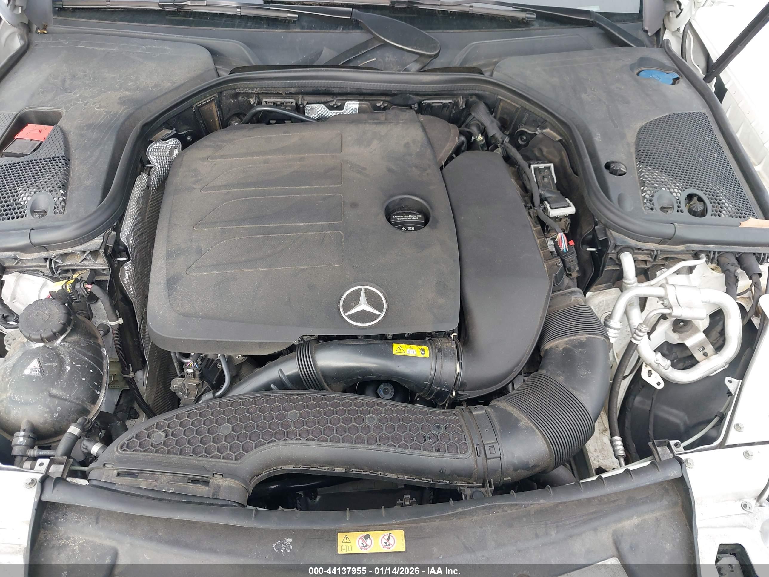 MERCEDES-BENZ E image 10