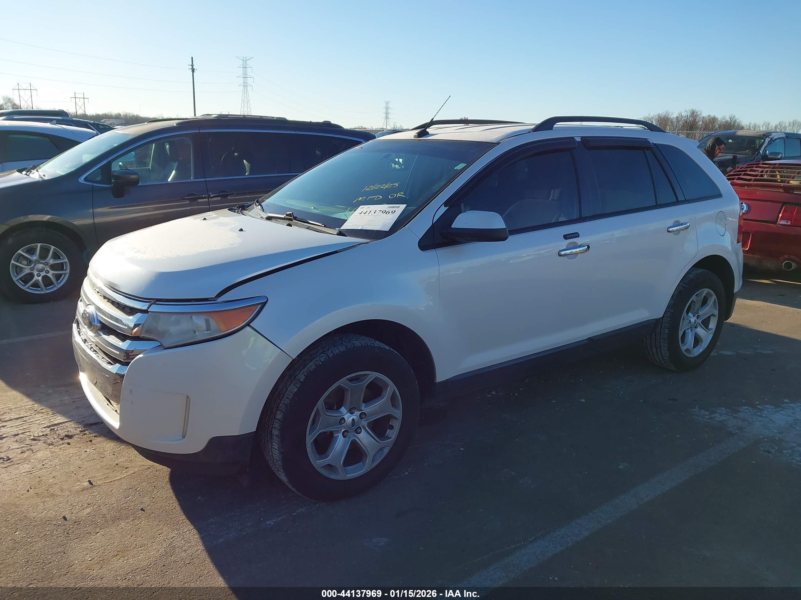 FORD EDGE image 2