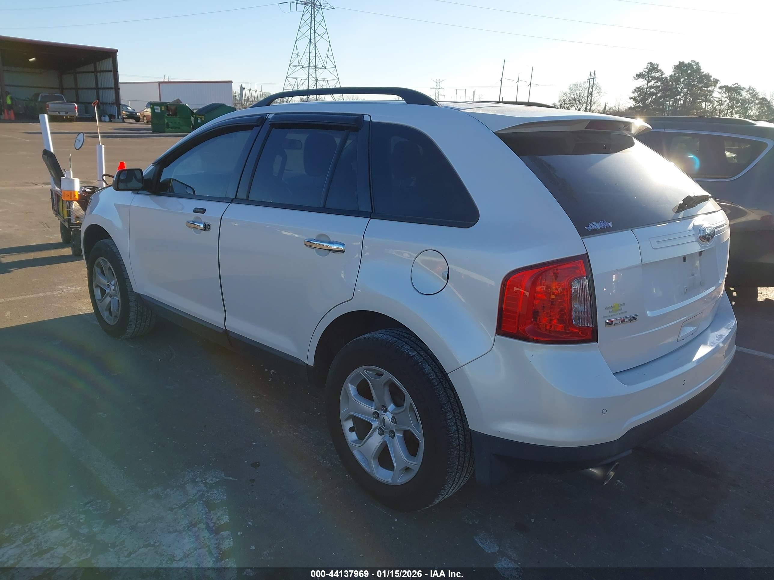 FORD EDGE image 3