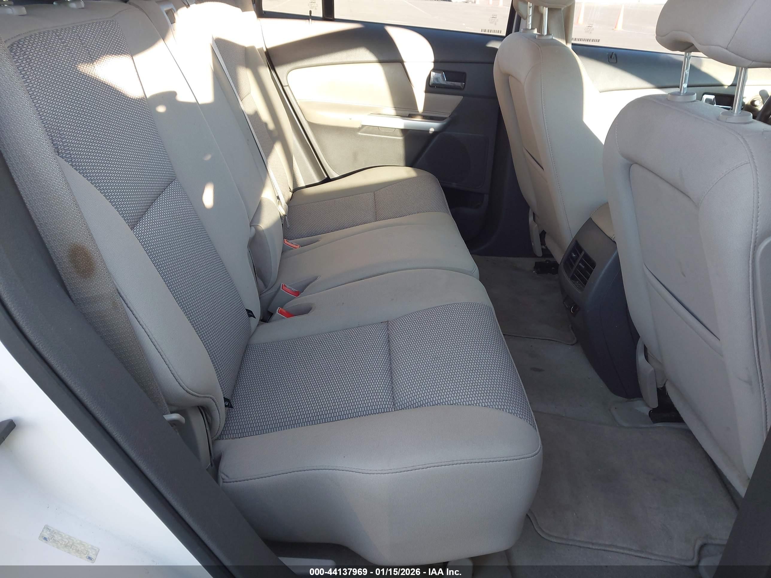FORD EDGE image 8