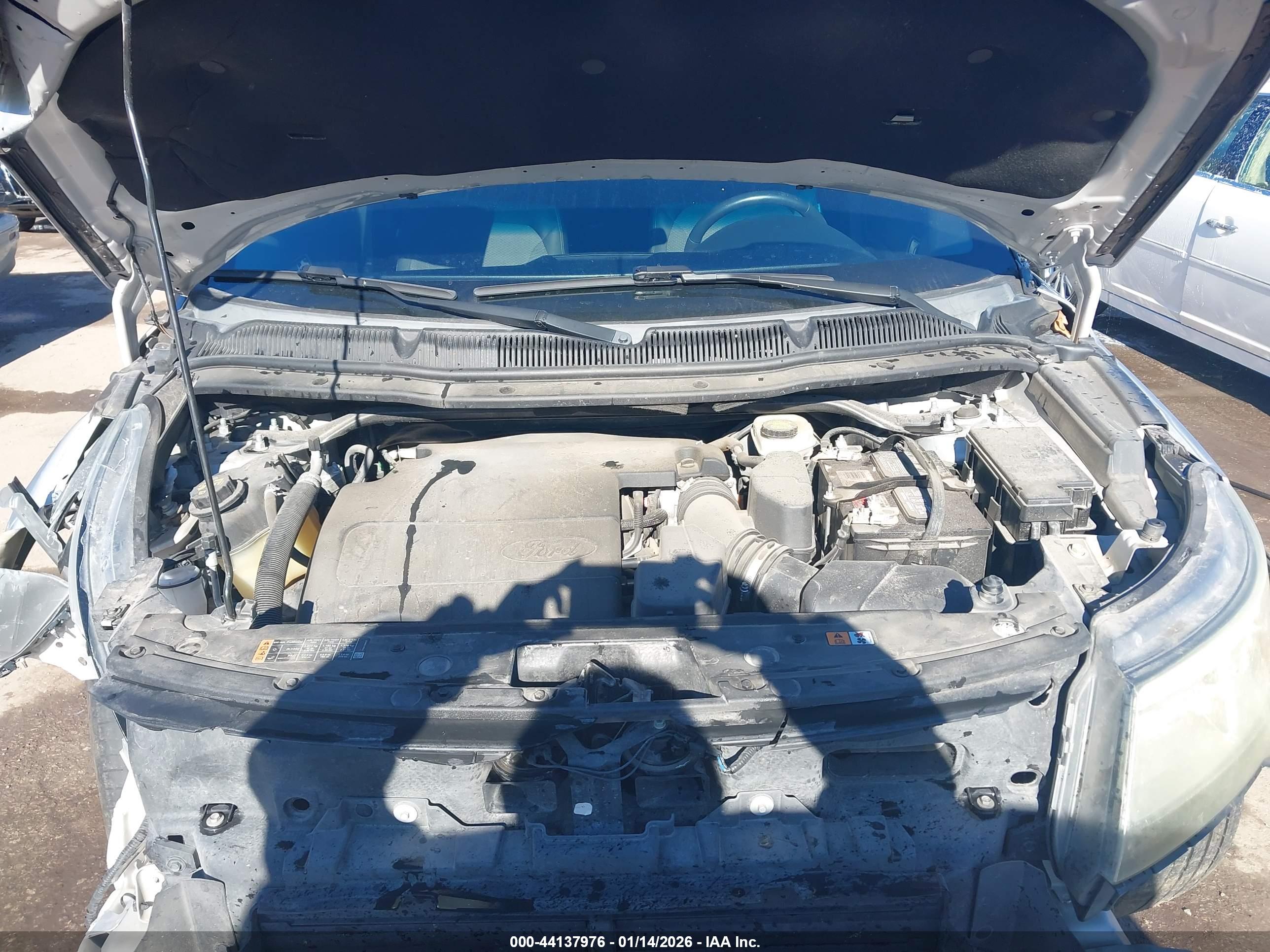 FORD EXPLORER image 10
