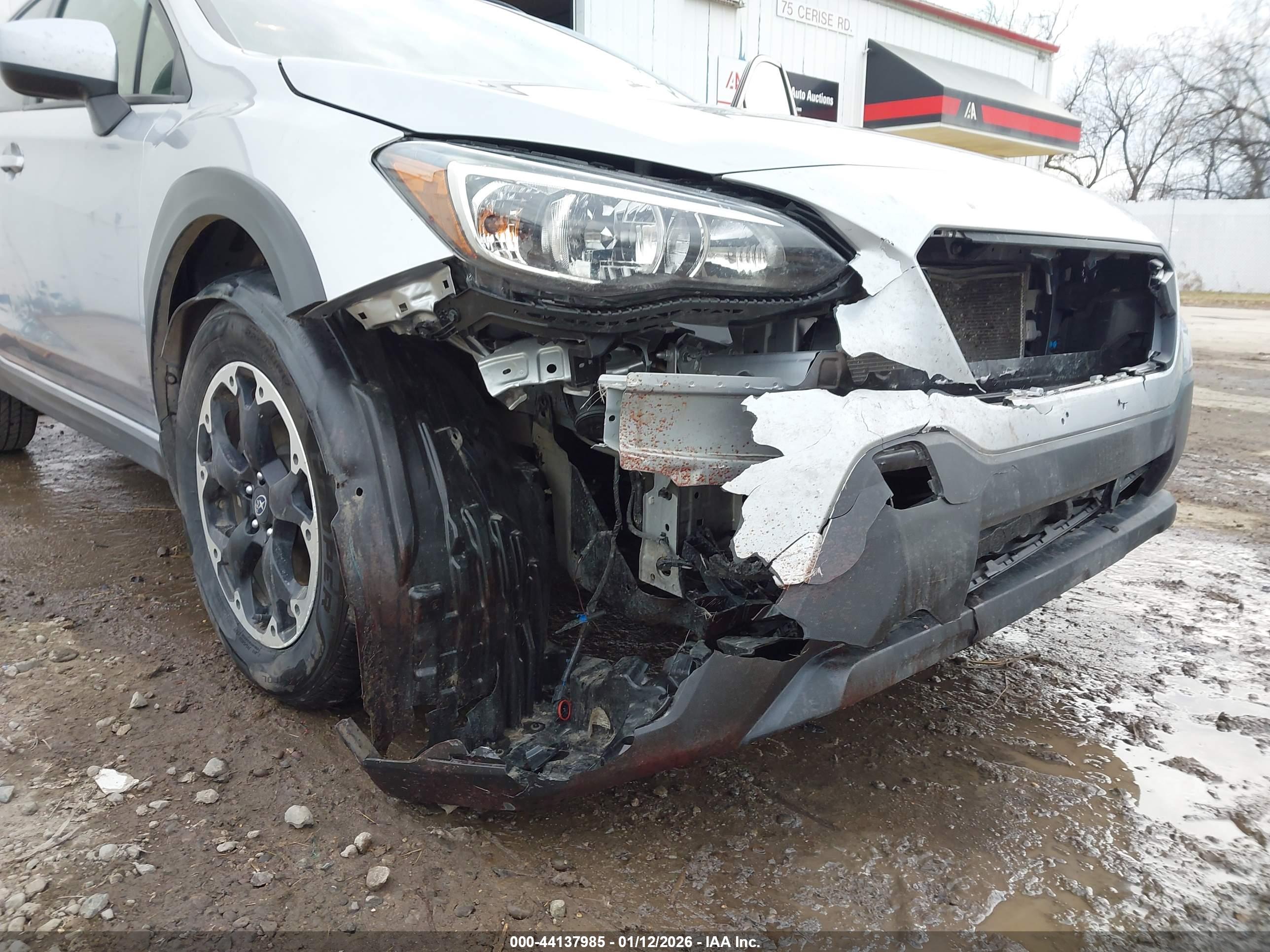 SUBARU CROSSTREK image 6