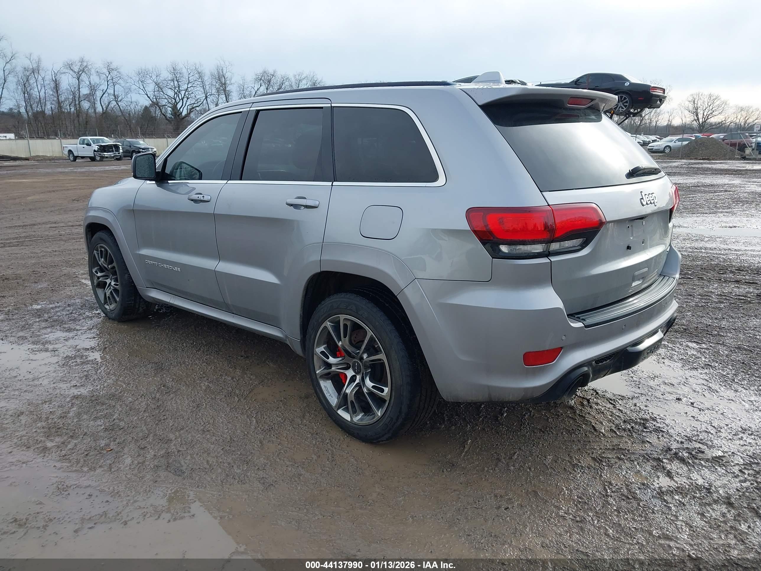 JEEP GRAND image 3
