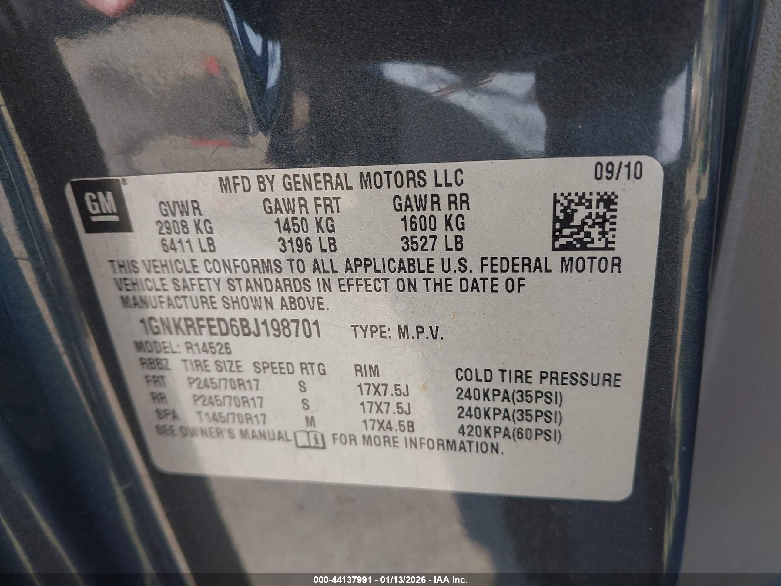 CHEVROLET TRAVERSE image 9