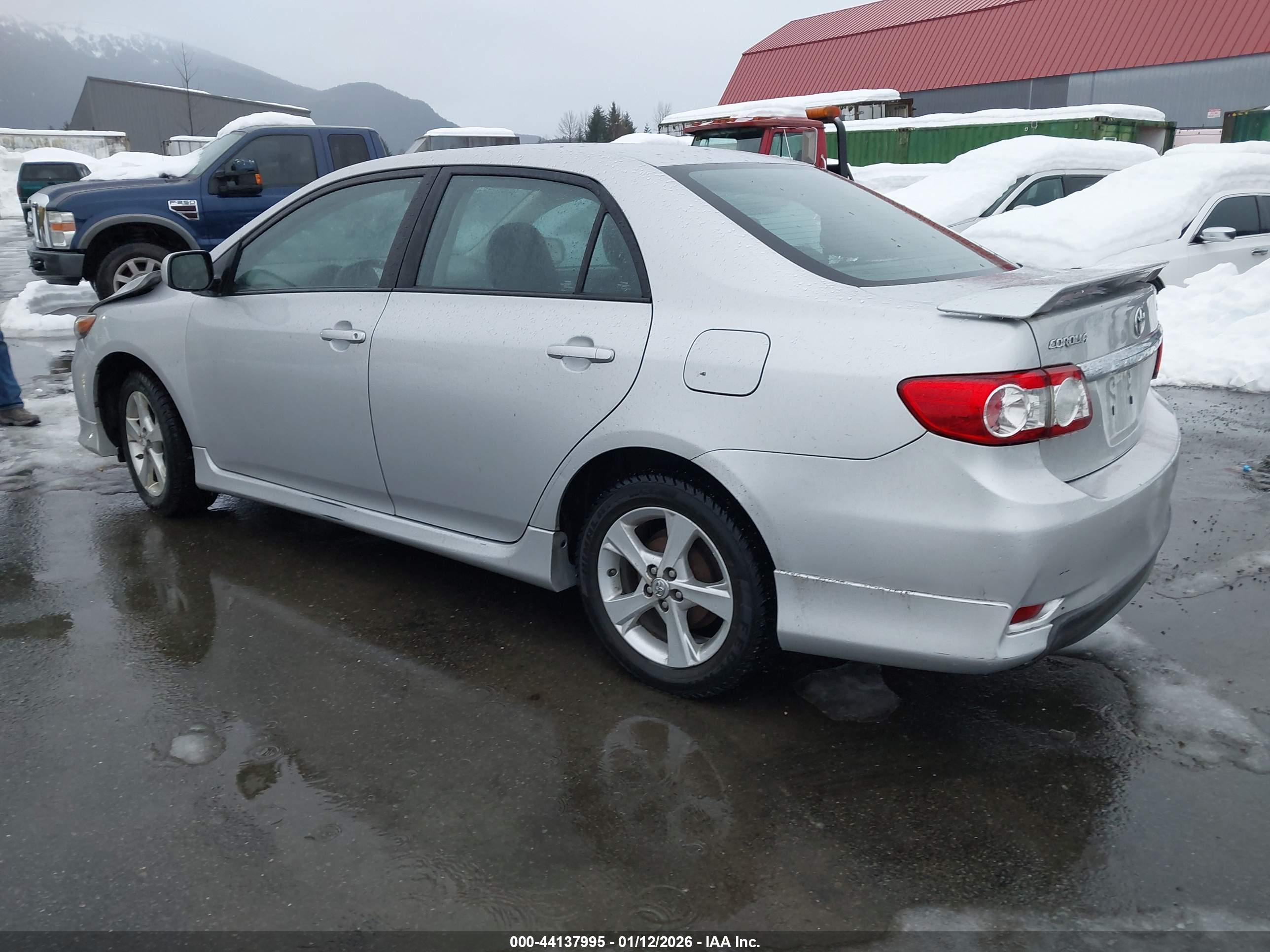 TOYOTA COROLLA image 3