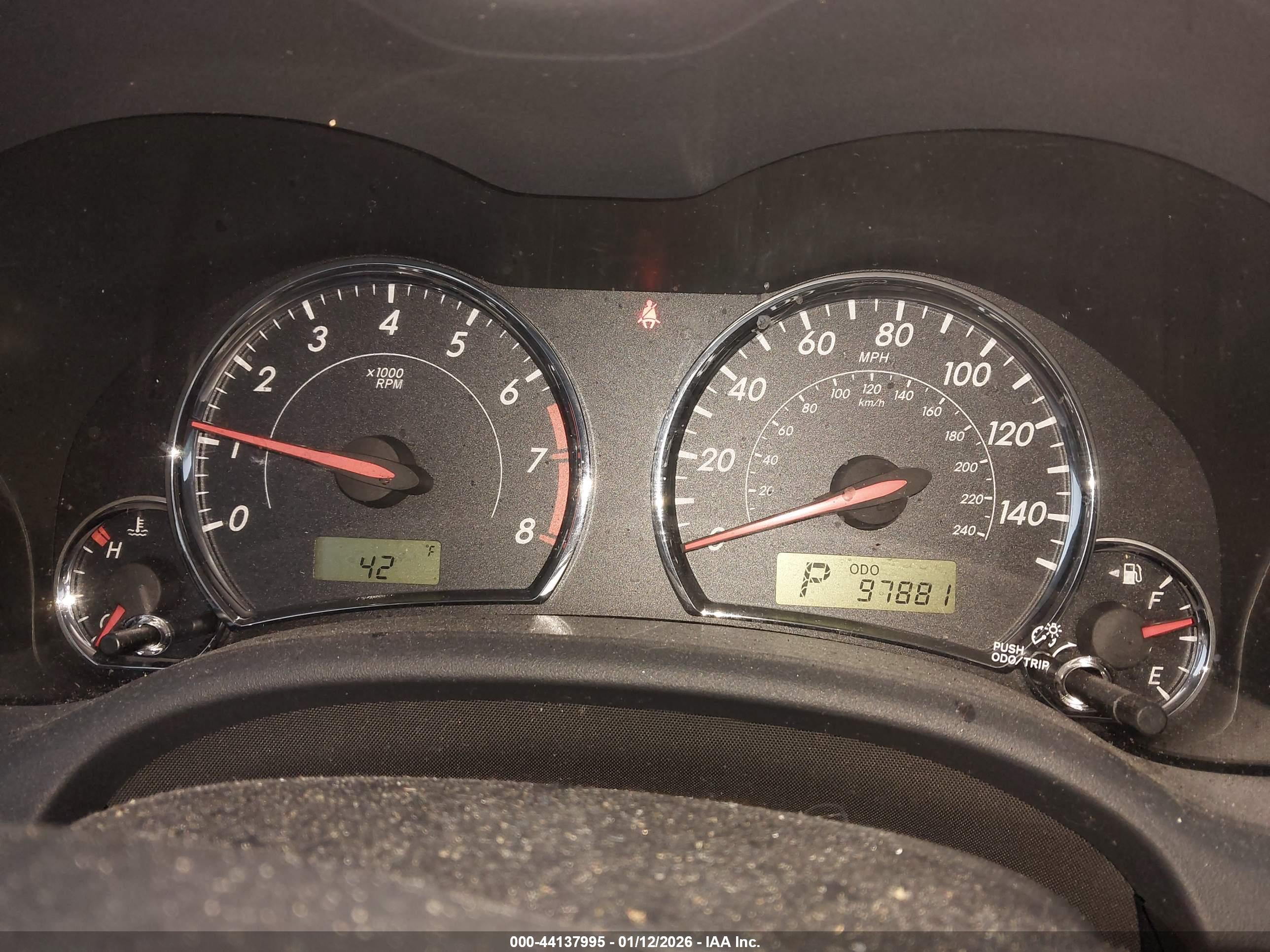 TOYOTA COROLLA image 7