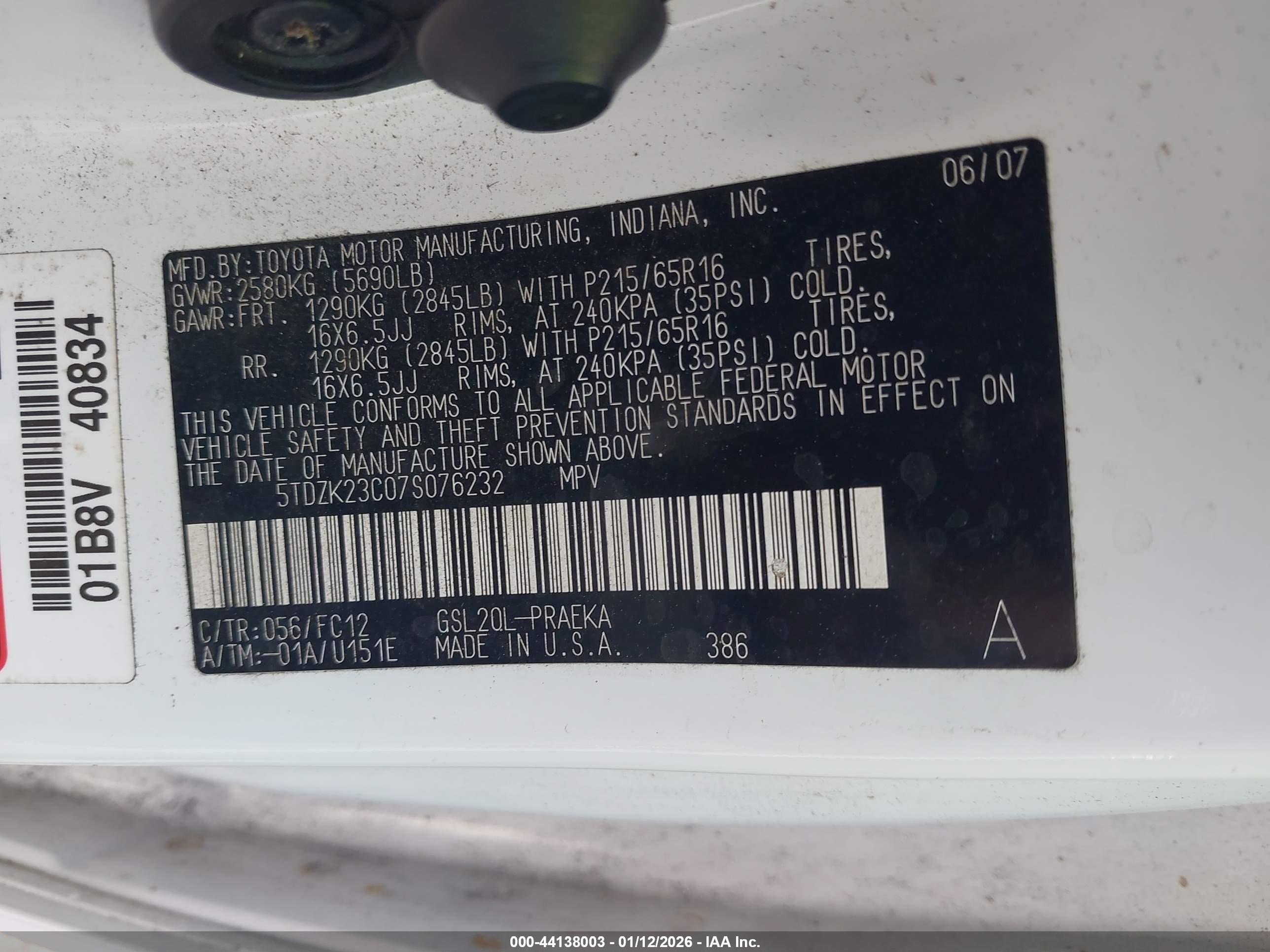 TOYOTA SIENNA image 9