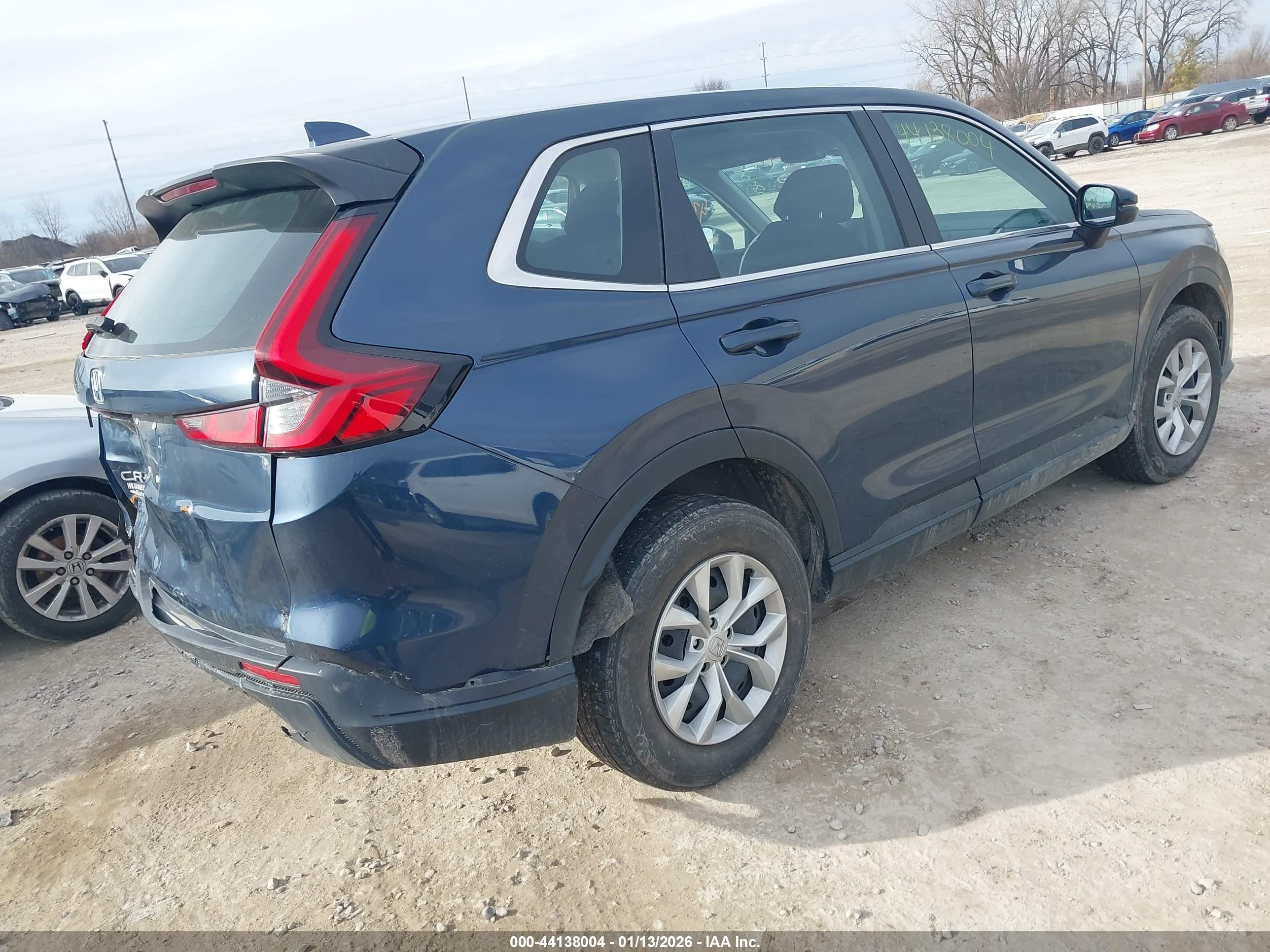 HONDA CR-V image 4
