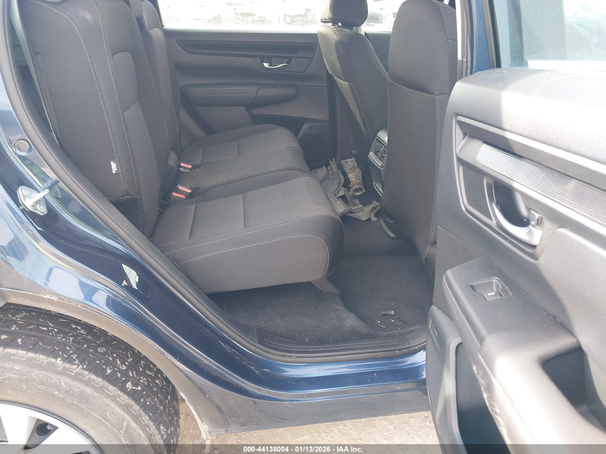 HONDA CR-V image 8