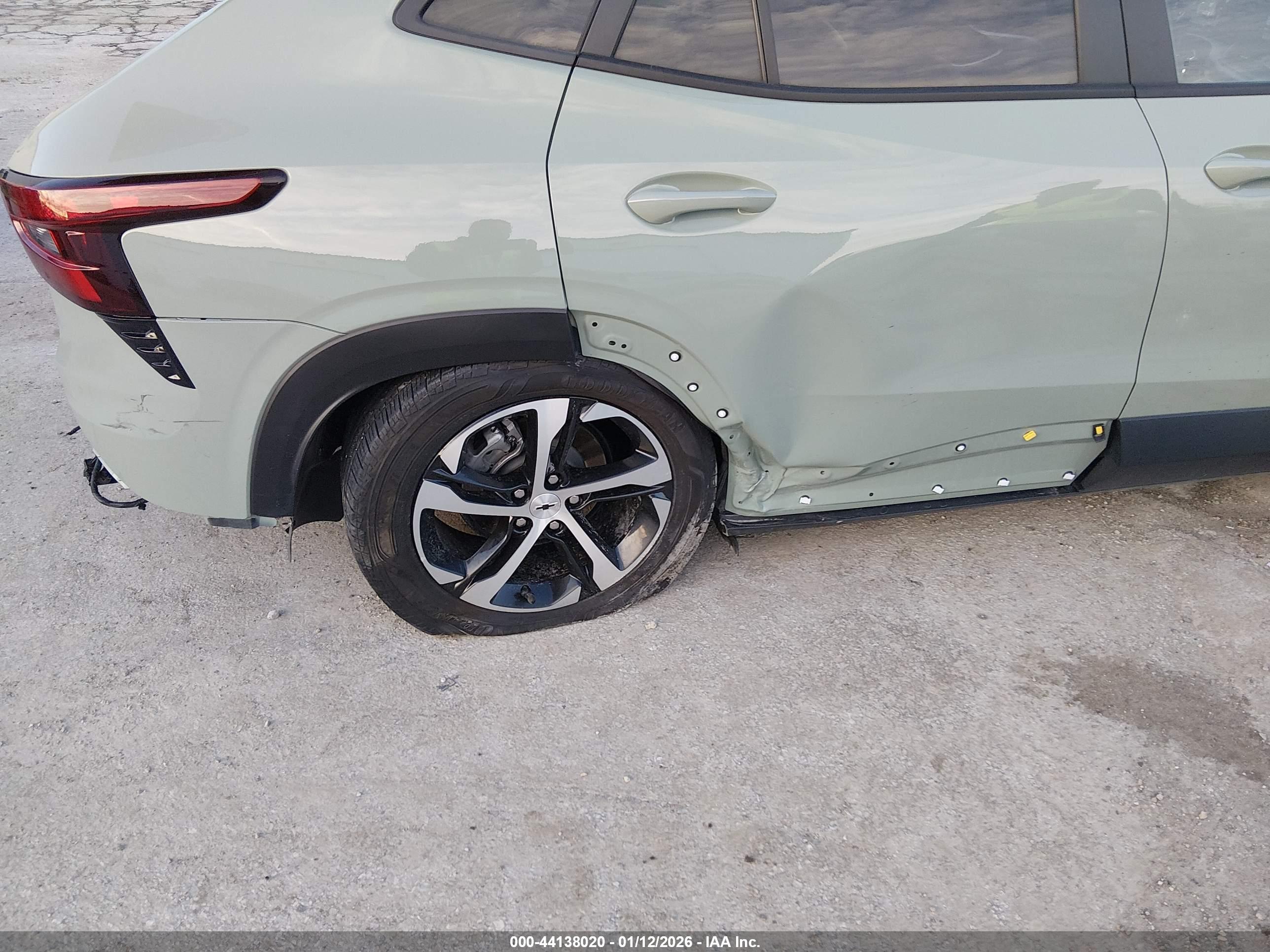 CHEVROLET TRAX image 6