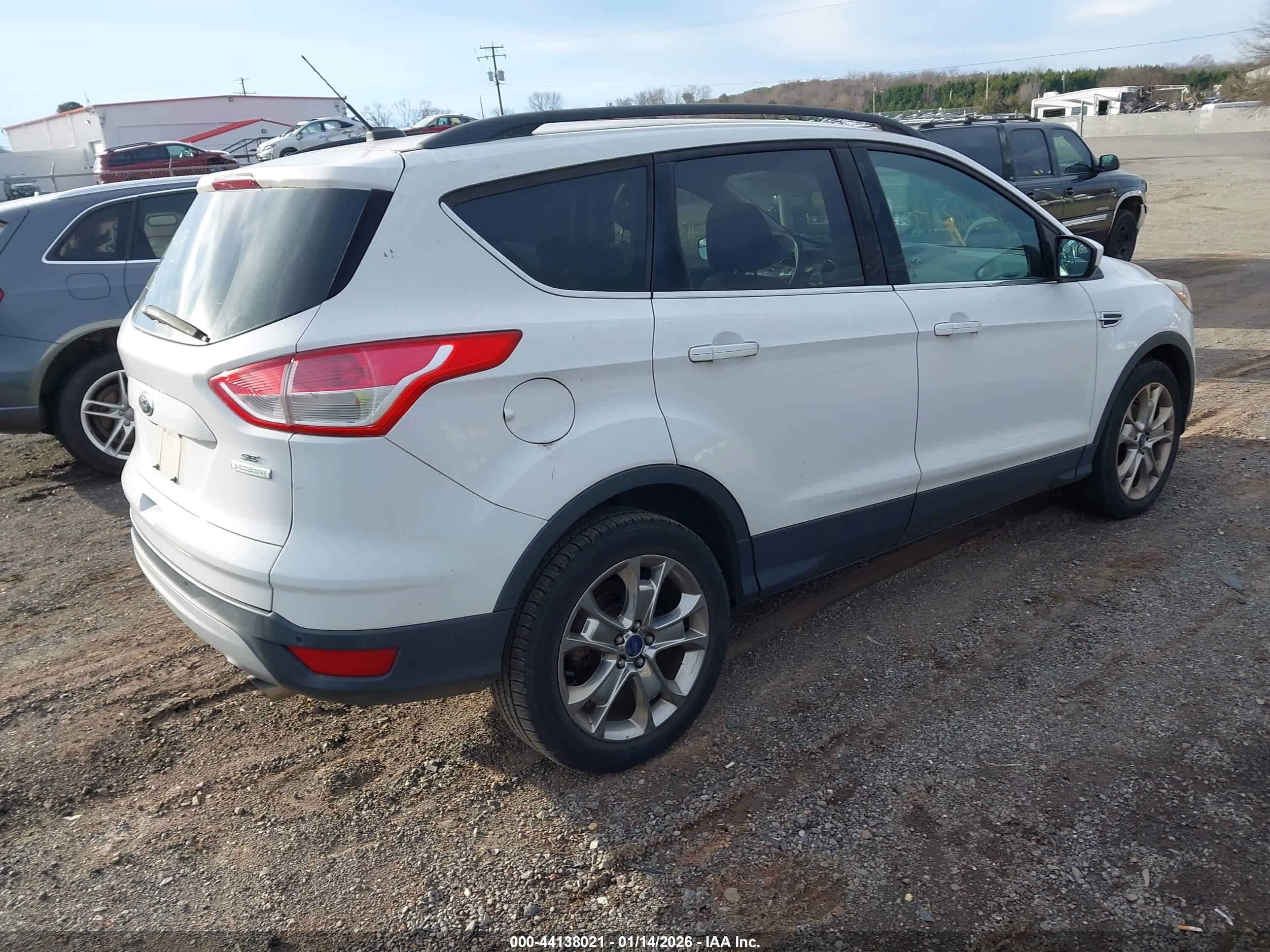 FORD ESCAPE image 4