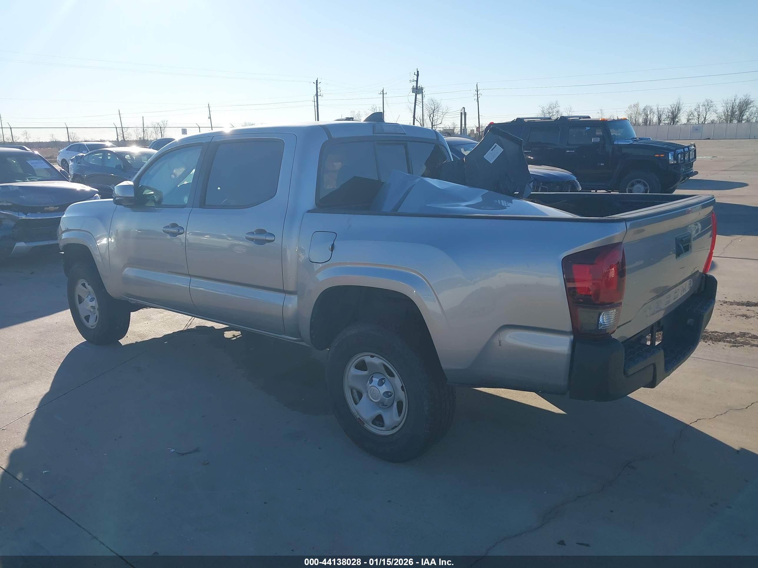 TOYOTA TACOMA image 3
