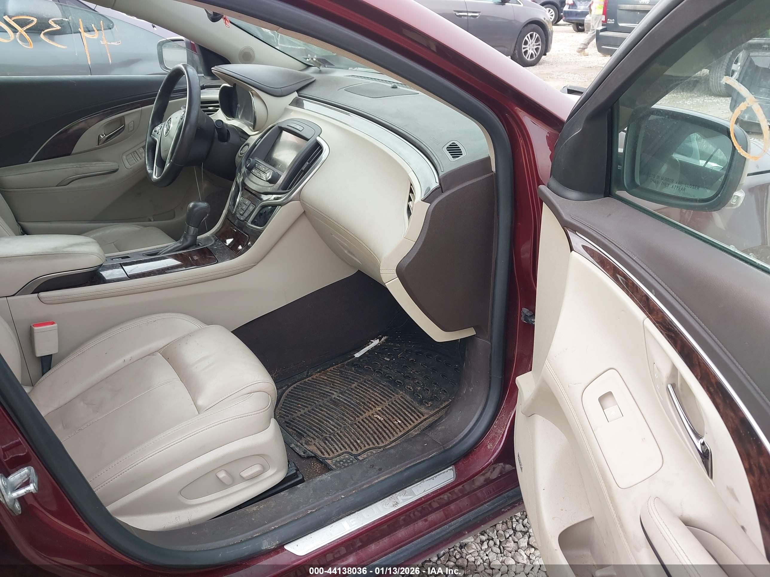 BUICK LACROSSE image 5