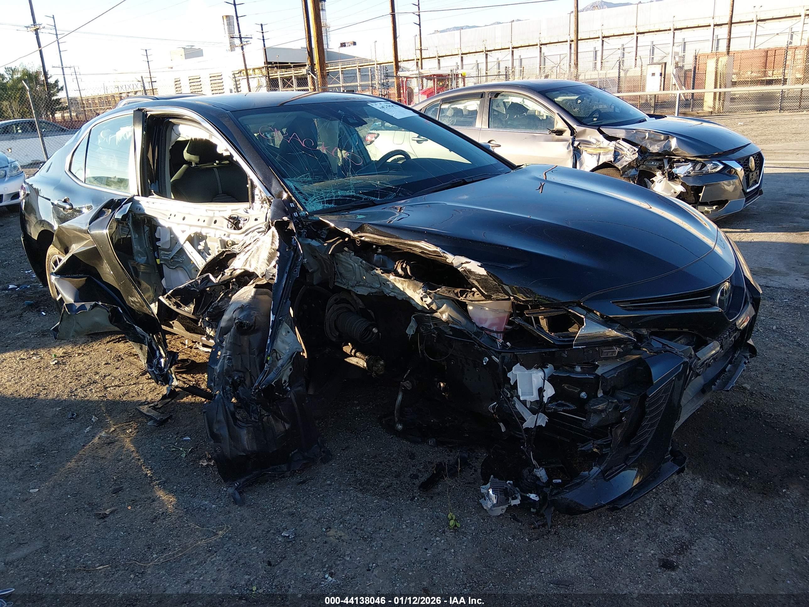 TOYOTA CAMRY image 6