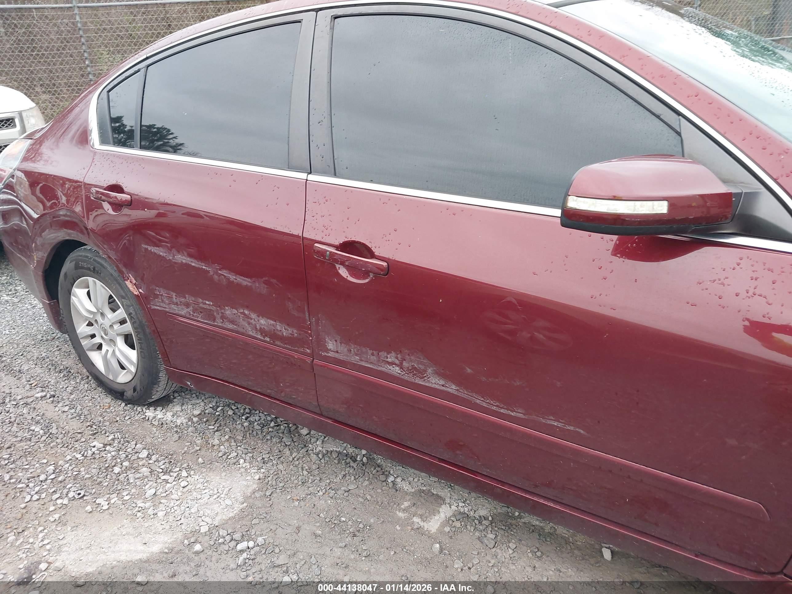 NISSAN ALTIMA image 6