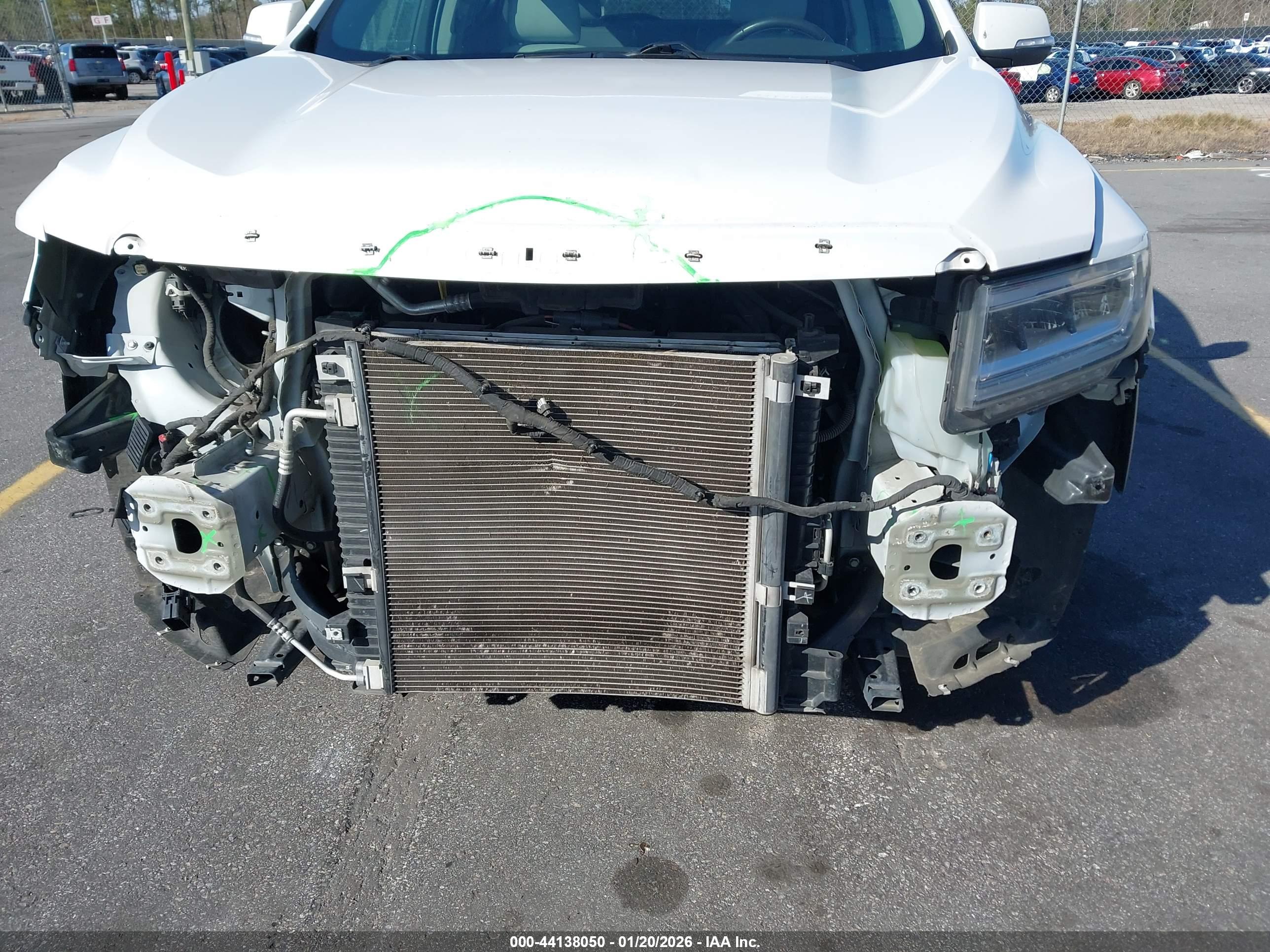 GMC ACADIA image 6