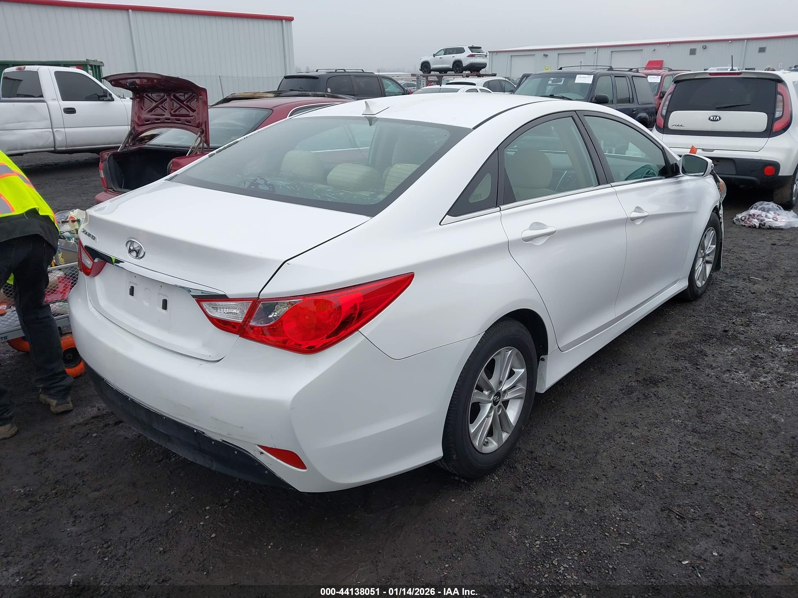 HYUNDAI SONATA image 4