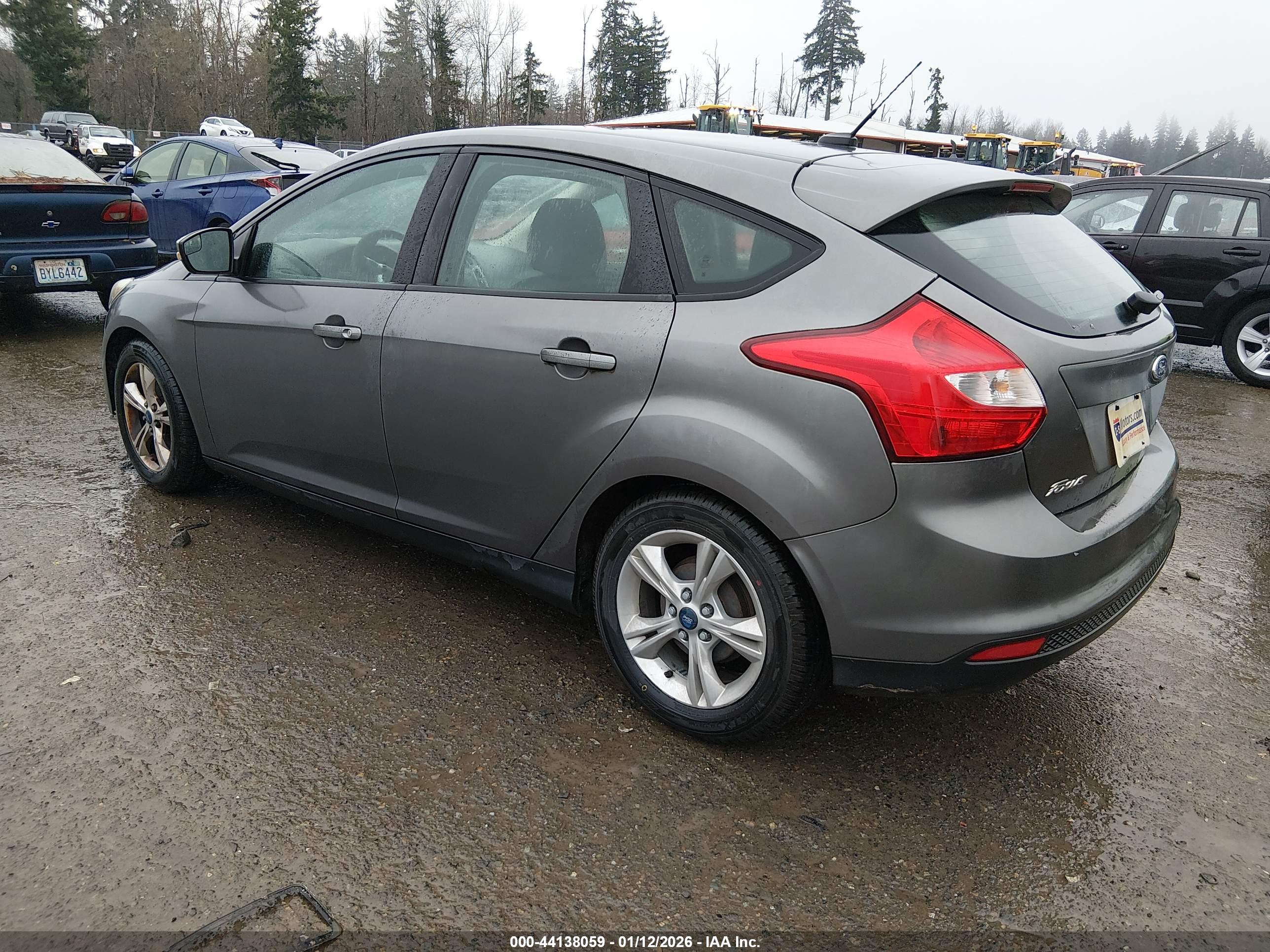 FORD FOCUS image 3