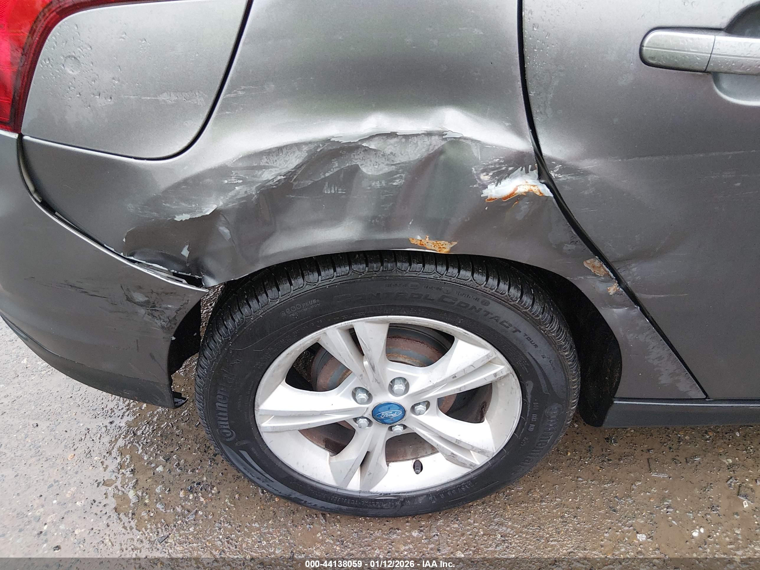 FORD FOCUS image 6